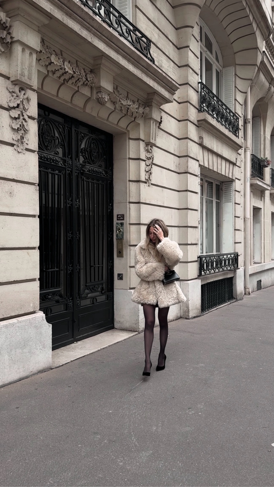 An iconic jacket 🤍

#LTKootd #LTKHoliday #LTKTravel