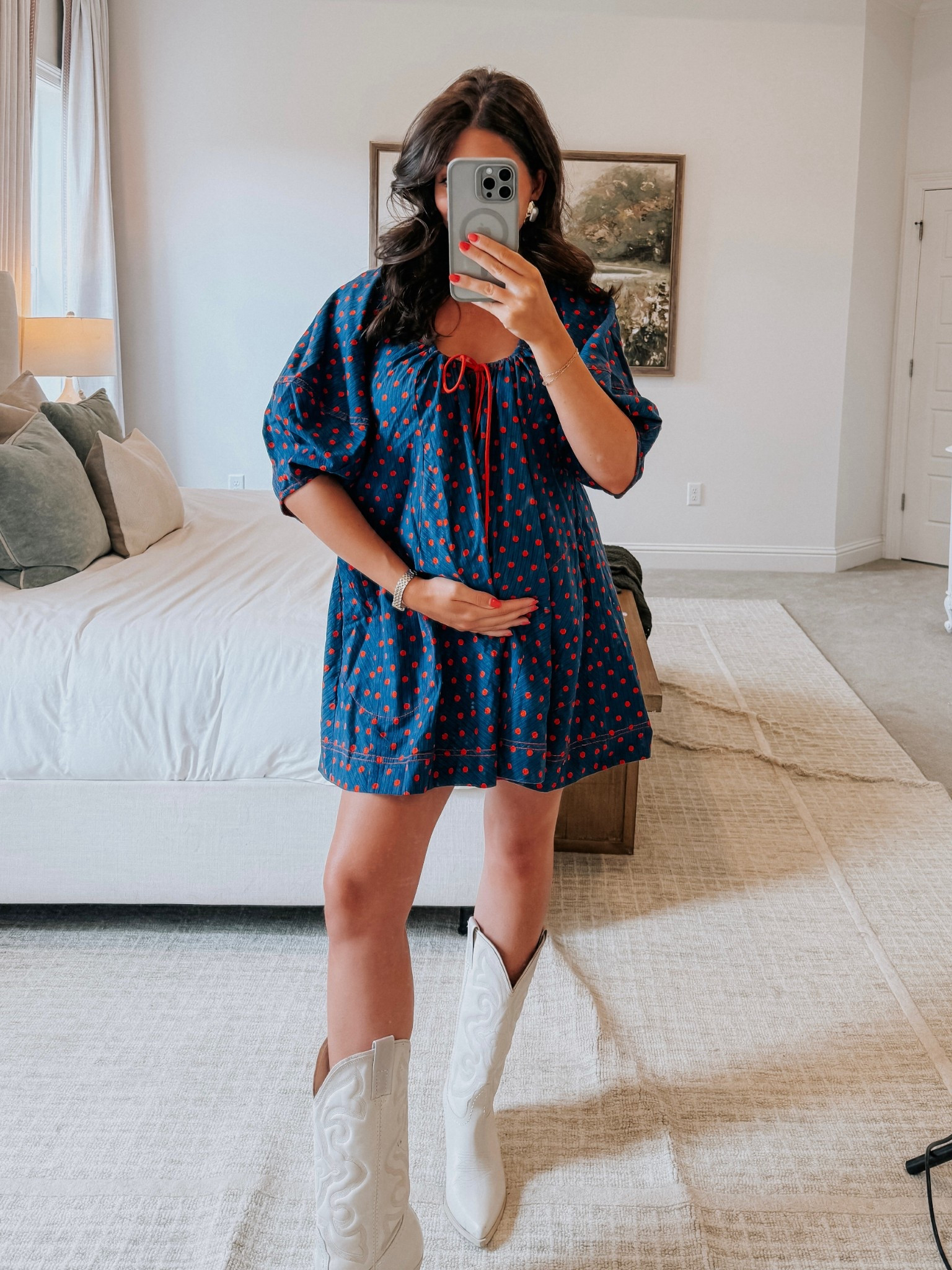 runs big — wearing an xs!