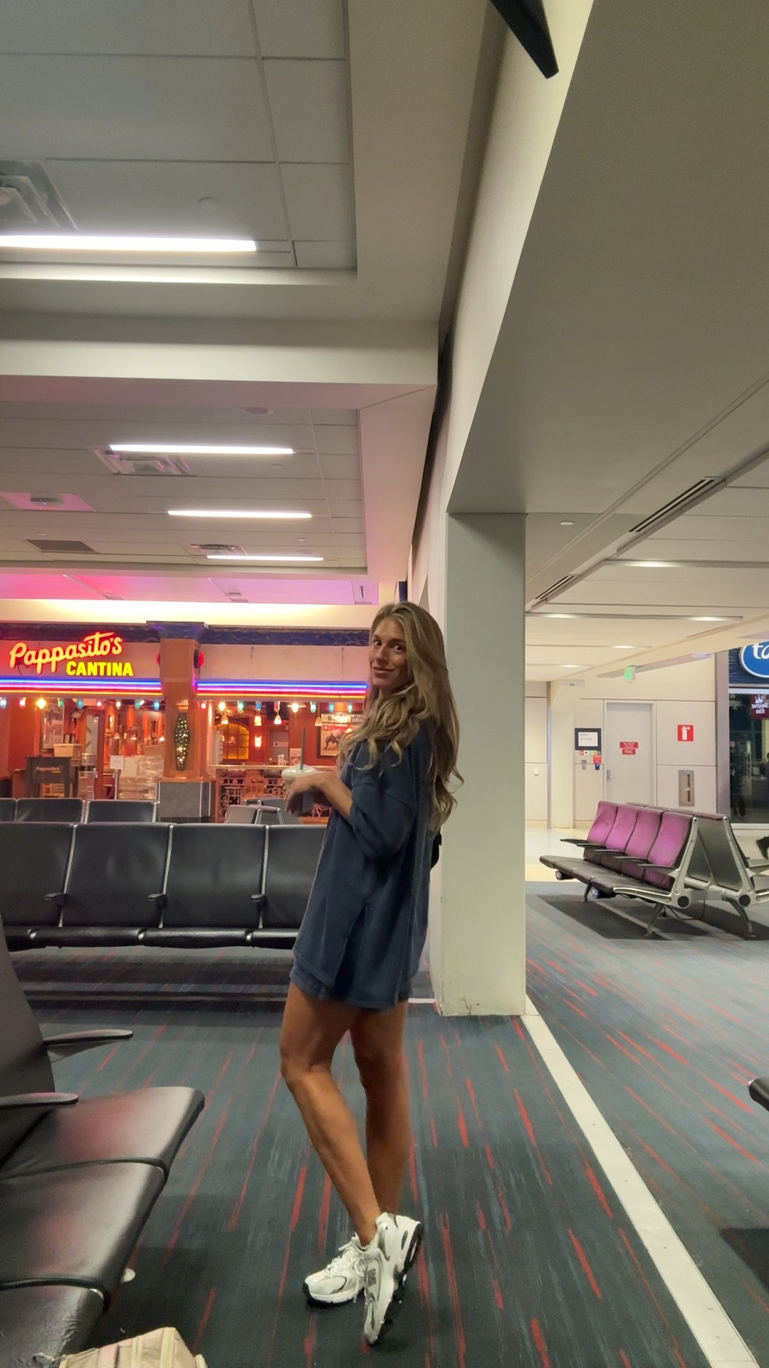 I wore this @fpmovement set while traveling home from Dallas and it was so comfortable, especially for flying during the summertime. I’m wearing my true size size medium. It does run oversize.

#LTKCon #LTKTravel #LTKmomlife