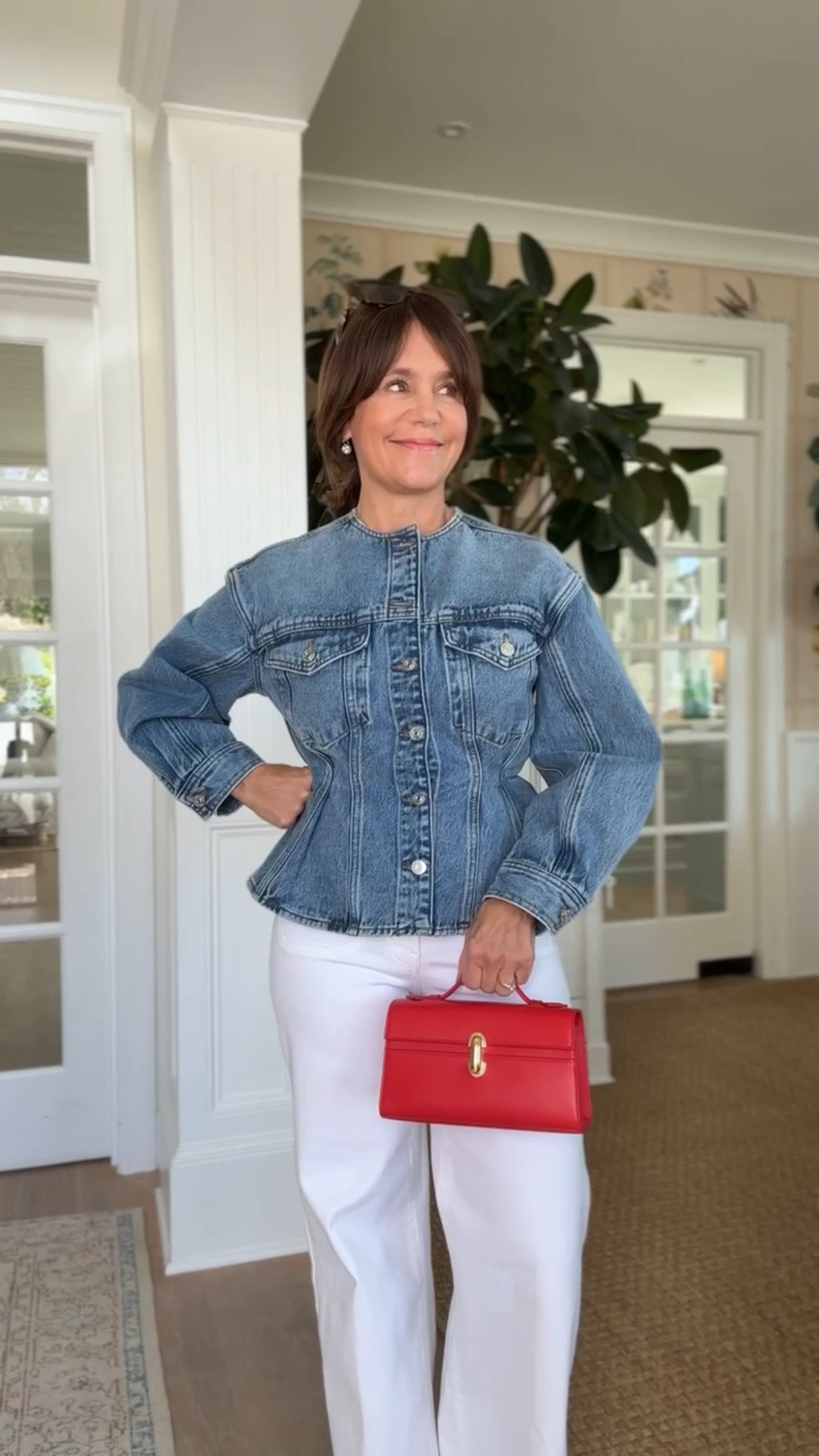 The BEST white jeans for spring and summer! I’ve also been wearing this denim jacket nonstop! The fit is perfect and it’s so flattering! ❤️

#LTKSeasonal #LTKPetite #LTKOver40
