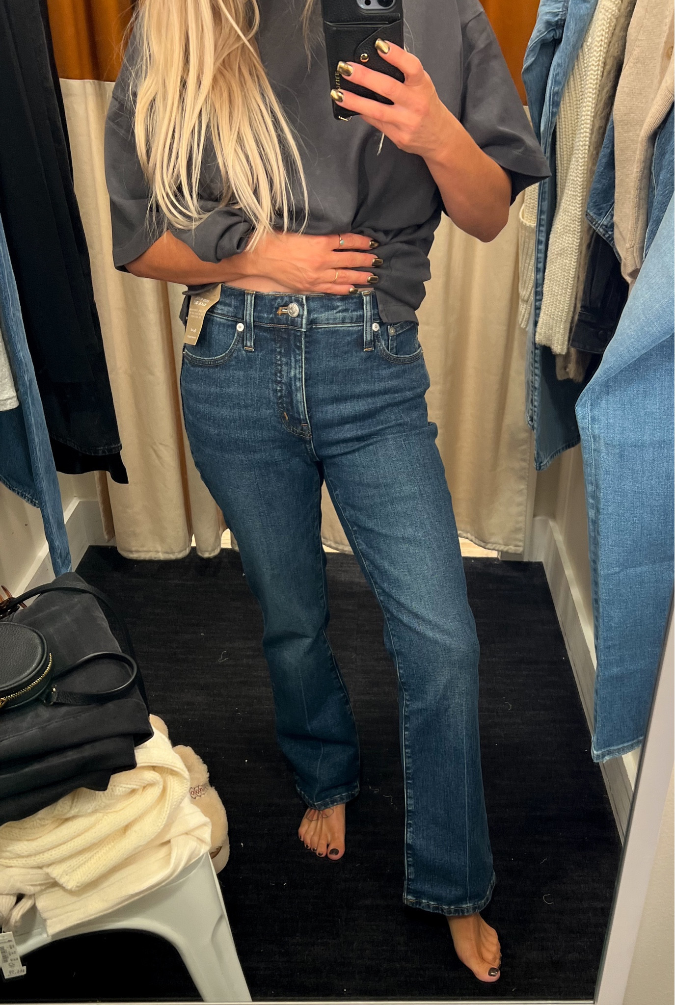 MADEWELL:  the “kick-out” are my favorite jeans from Madewell… I love the deeper color wash on these, and the structure yet stretch that these jeans give makes them an everyday go-to.  This oversized cotton tee feels soft and has the cute pocket detail  🩶🖤

[[ standard size for me with any brand is usually a small-medium top and small bottom or size 25 in denim ]]

Denim jeans - 25
oversized tee - Xsmall 

#falloutfits #jeans #denim #skirts #datenightoutfits #weddingoutfits #holidayoutfits #giftsforher #madewell 


#LTKsalealert #LTKU #LTKxMadewell