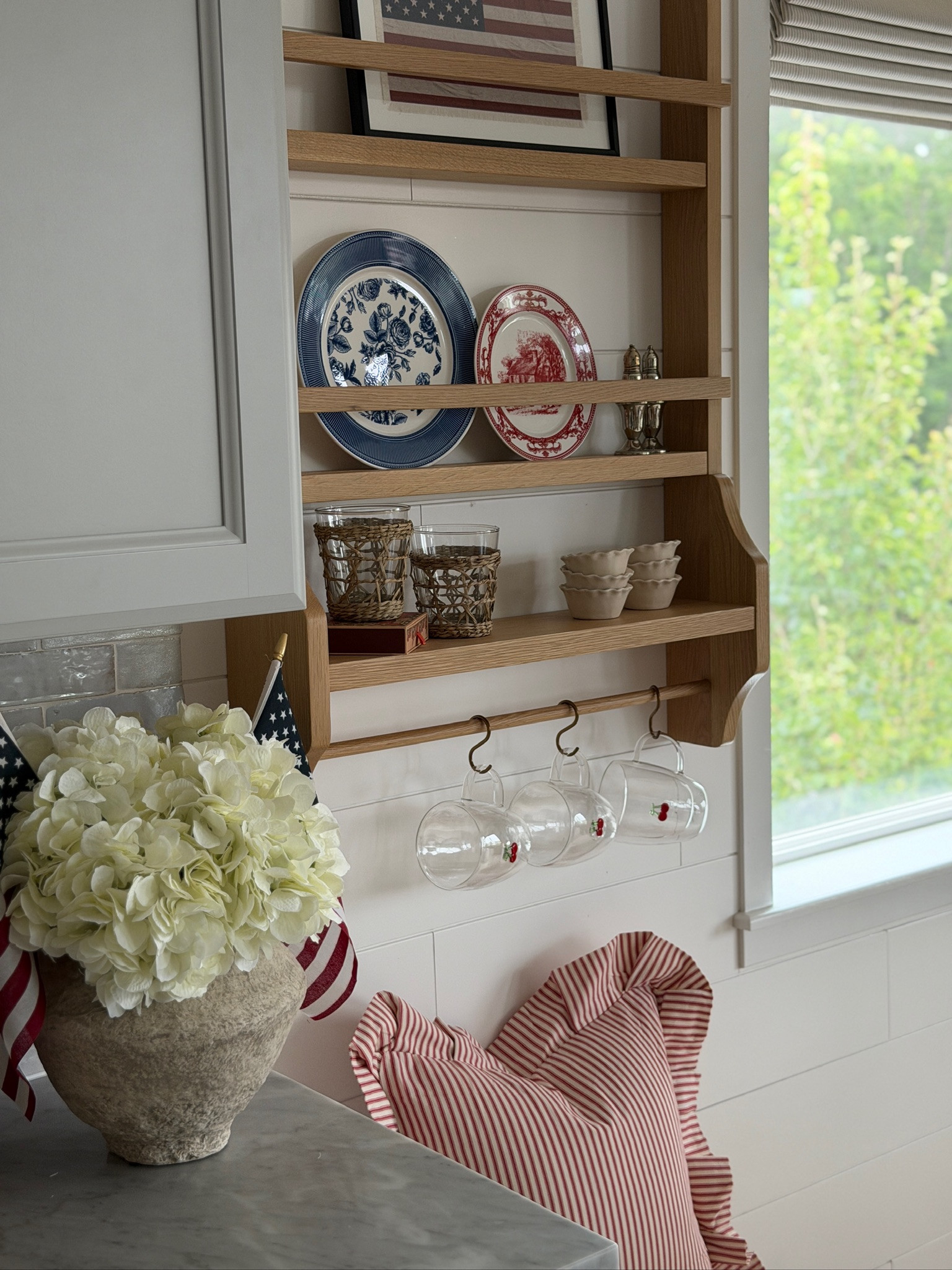I love this plate rack from McGee & Co! I always switch up the decor in it and it looks great in my kitchen!

home decor, interior design, kitchen decor

#LTKmomlife #LTKOver40 #LTKHome