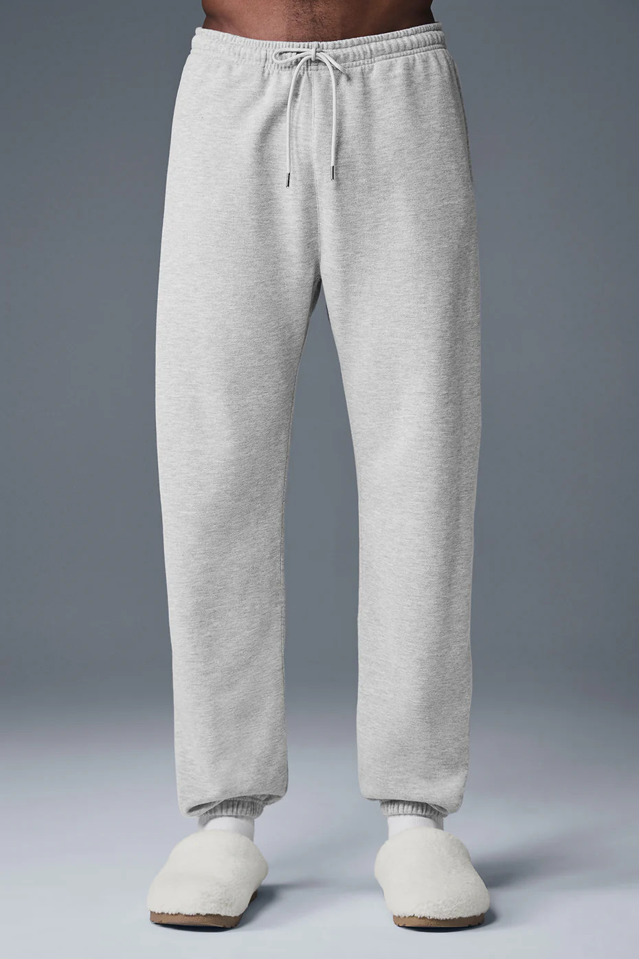 Accolade Sweatpant - Black | Alo Yoga (US)