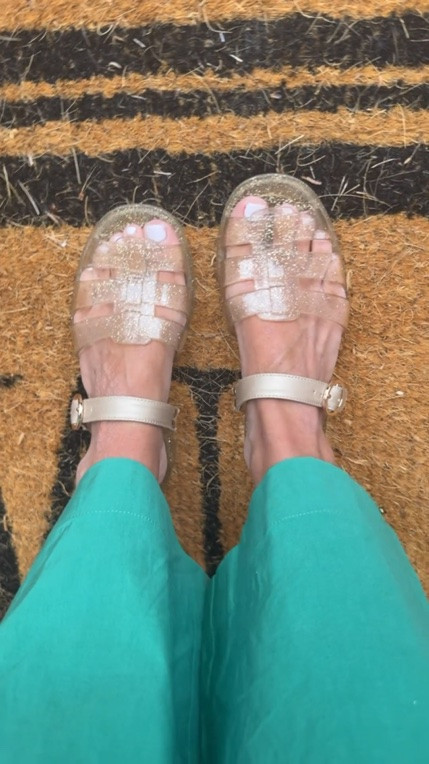 I’ve had these for 2 years and they are incredible! I dress them up and down. I’m a true size 8.

#LTKdayinmylife #LTKstorytime #LTKOver40