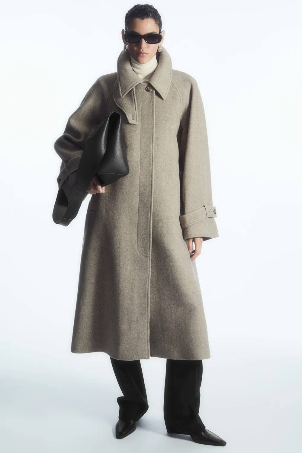 OVERSIZED ROUNDED WOOL COAT | COS UK