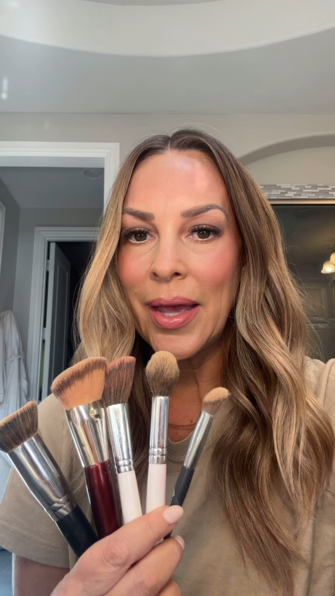 Get ready with me using all my just have brushes
Foundation- M104 and M106
Concealer - BK Beauty A506 or M132
Concealer set -M164
Blush -M201 or M202
Cream Bronzer - BK Beauty 101
Eyeshadow - M383, M332, M303
Eyeliner- M382, sigma flat definer
Highlight - Beauty sponge or M333

#LTKBeauty #LTKOver40 #LTKFindsUnder50