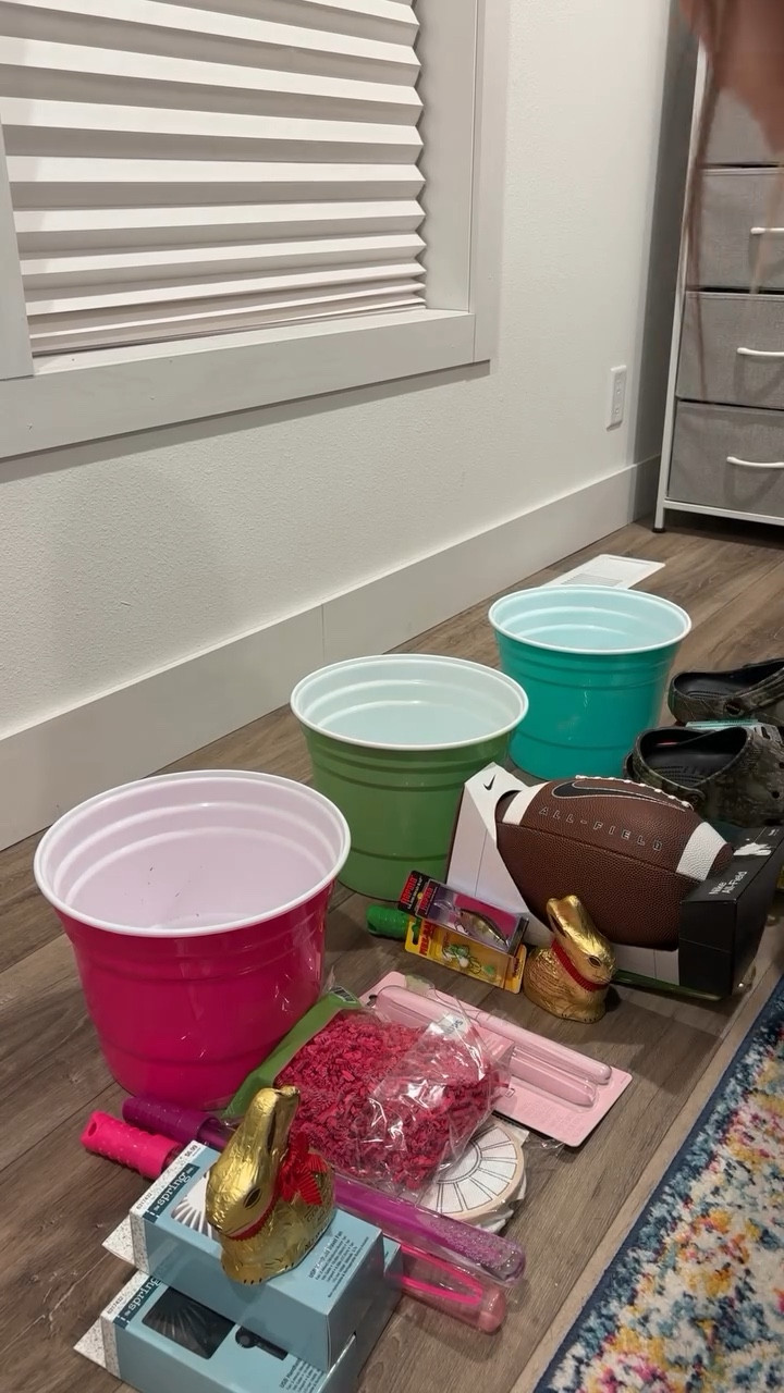 For the parents who are last-minute shopping for Easter baskets! 🐰🐣

•Tween girl basket 
•Middle boy basket
•Little boy basket

#easterbasketideas #easter #spring #kids #momlife