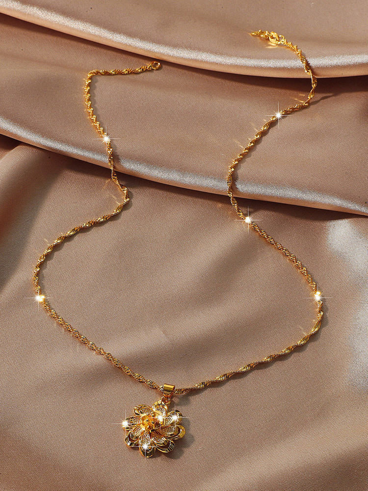 Flower Charm Necklace | SHEIN