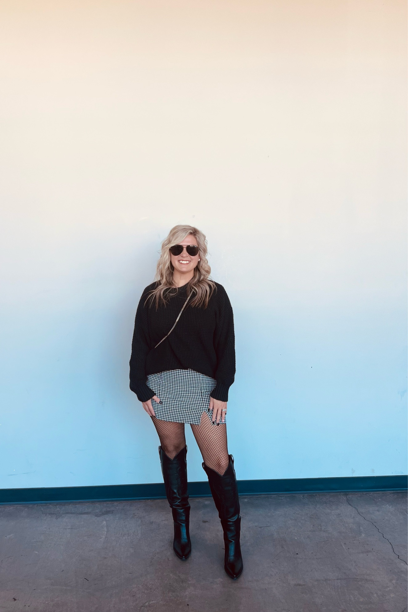 y’all these Amazon cowgirl boots are ahhhhmazing!! I wore them all day and they were so comfy the whole day. Do yourself a favor && go purchase them in every color!! You will not be disappointed, I promise 🖤🤍

#LTKshoecrush #LTKstyletip