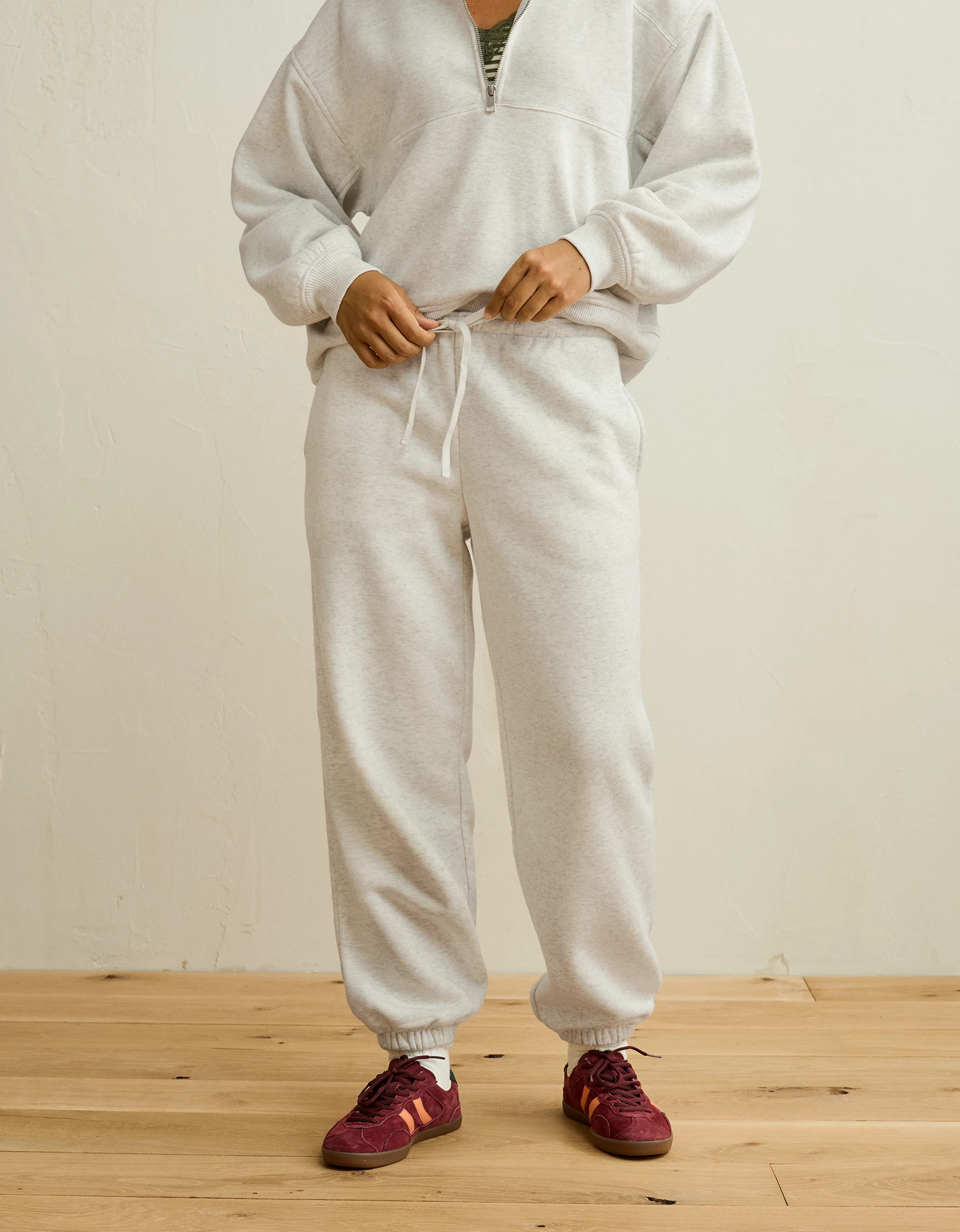 AE Everyday Luxe Low-Rise Jogger | American Eagle Outfitters (US & CA)