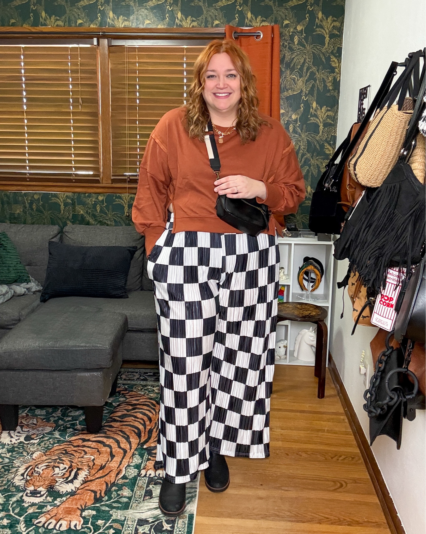Alternative easy look
Wearing 3X pants
XL sweatshirt
I’m 5’10 so they are a little shorter than I’d prefer, but still work!

#LTKootd #LTKMidsize #LTKPlusSize