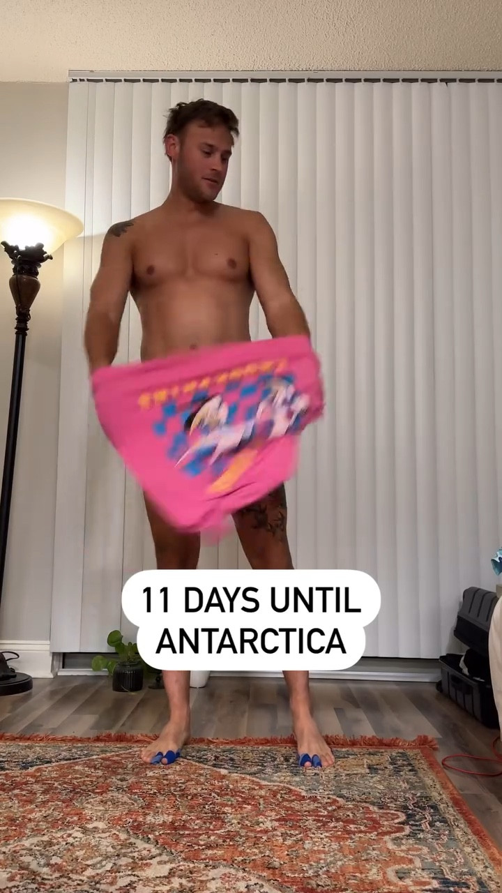 26.2 miles (42km), lots of lube, and all the vibes. Let’s run.

#athlete #runner #fitness #runningmotivation #fitnessmotivation #marathon #grwm #runfit

#LTKFitness #LTKActive #LTKMens