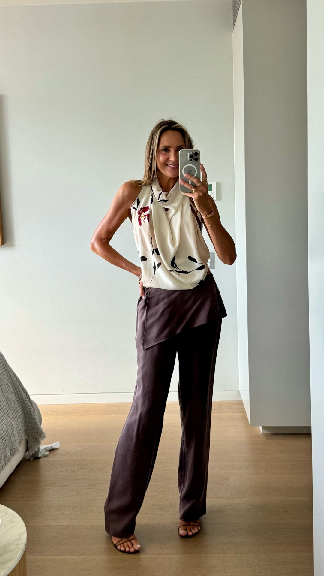 The perfect pieces to add to euro summer wardrobe from @minimaesenciales 