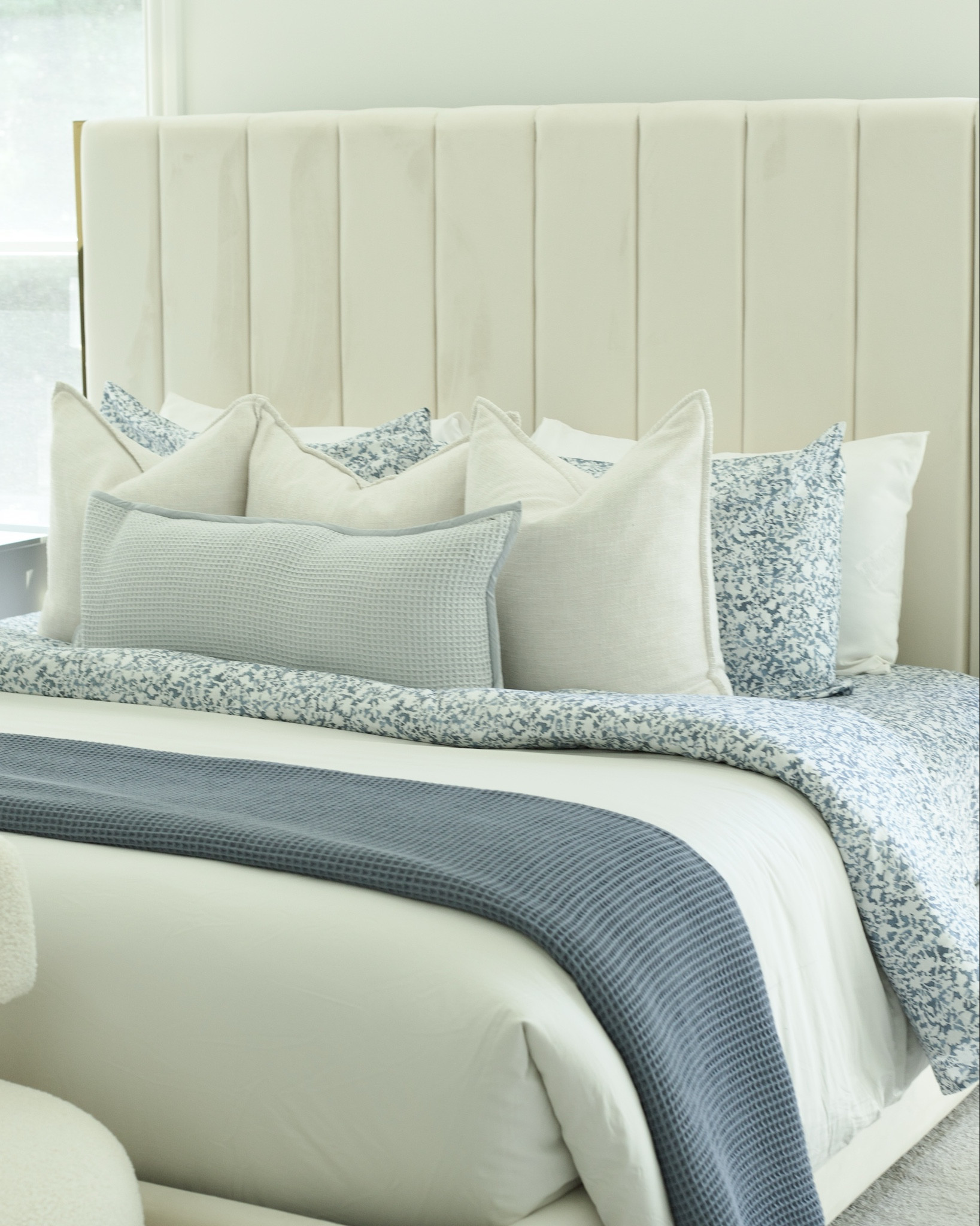 East coast summer inspired bedding for a plush and comfy set up  ✨🪻🌊🐚🦀 

#LTKmorningroutine #LTKHome