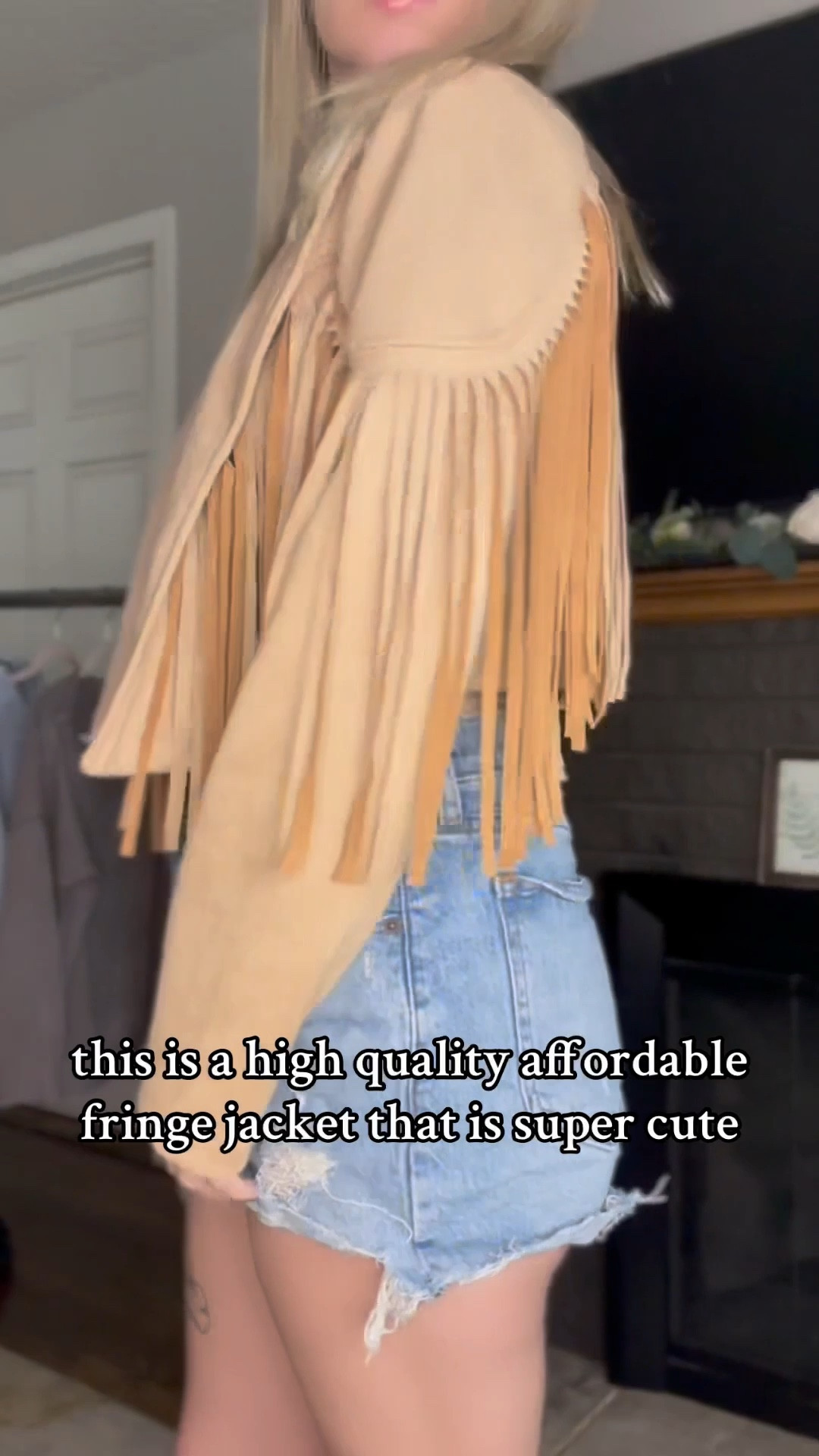 Love this cropped fringe jacket for #festivalseason #concertoutfit #westernoutfit

#LTKSeasonal #LTKFindsUnder50