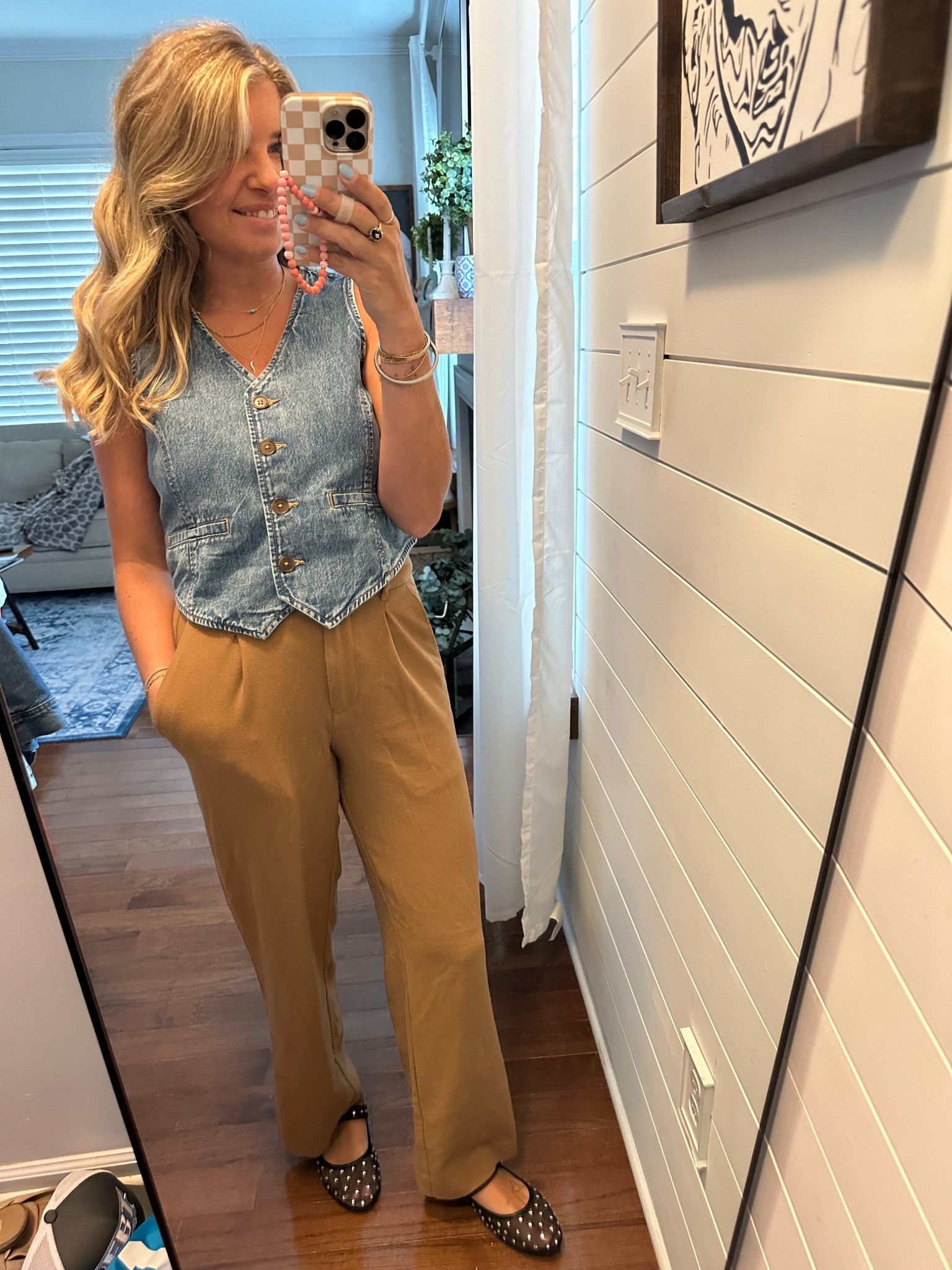 Lunch meeting but make it business casual 

Shoes: www.bellisimabyash.com 


#LTKFindsUnder50 #LTKStyleTip #LTKWorkwear