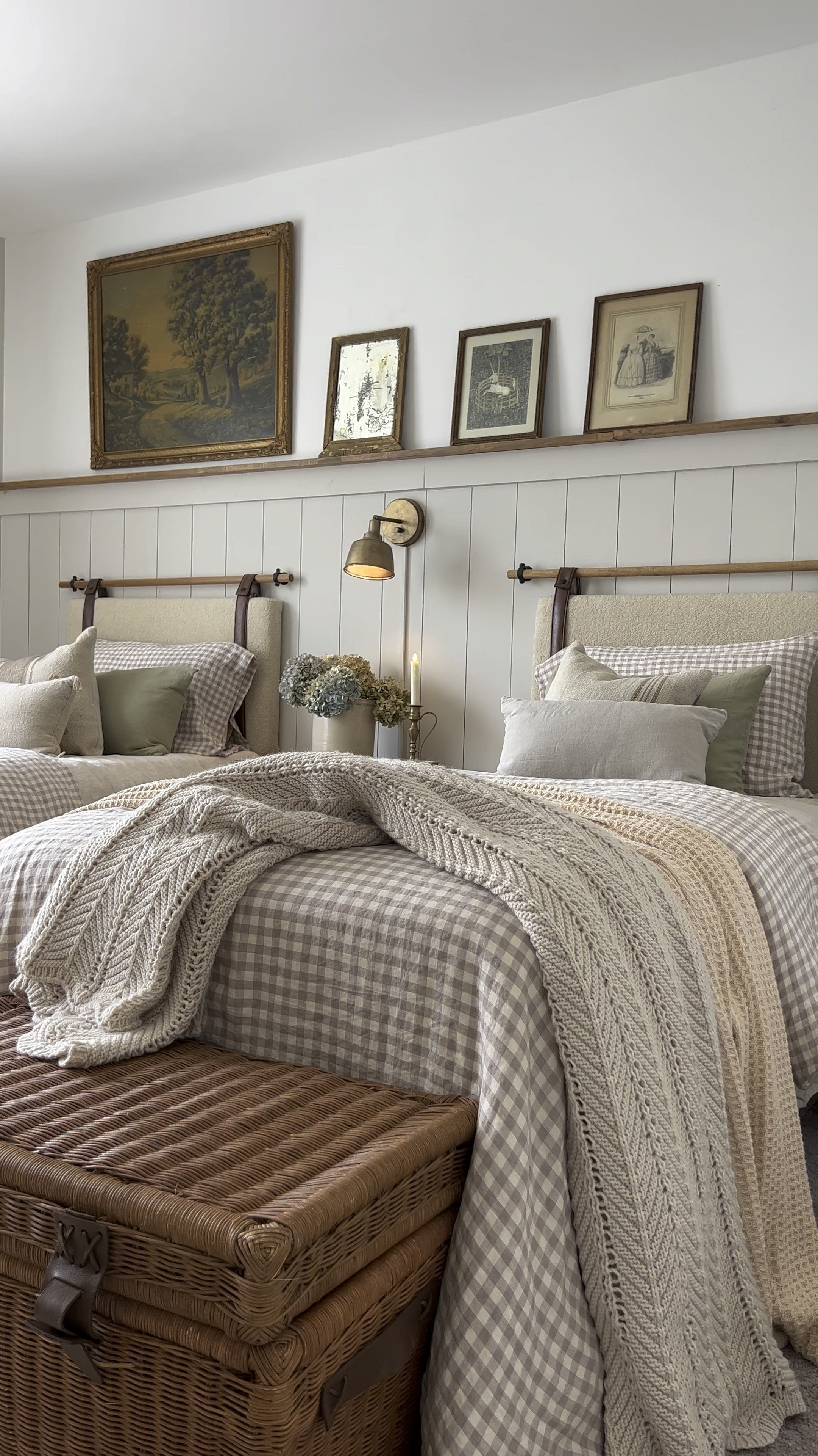 My wall sconce is back in stock.
Gingham linen duvet and sheets are from pigletbed 

#LTKhome