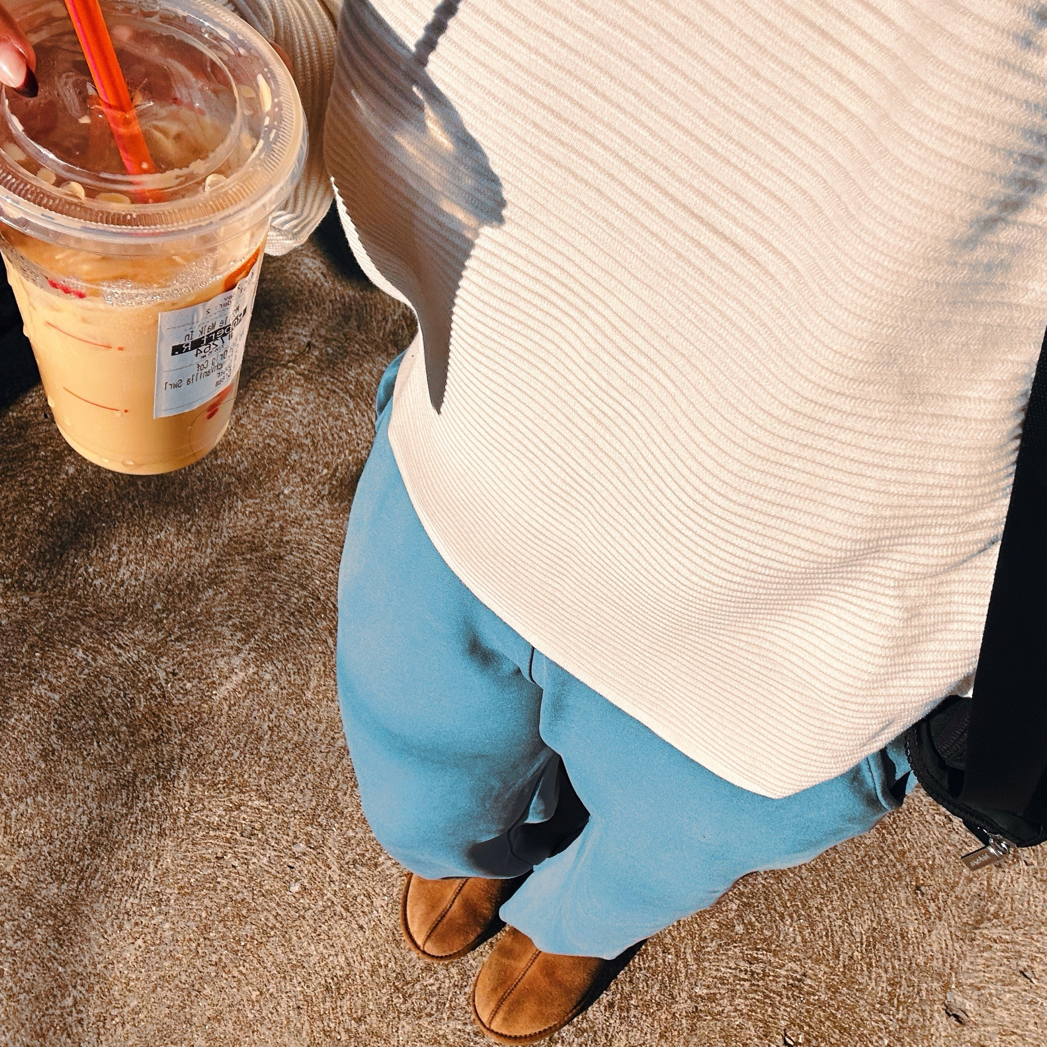 My favorite comfort outfit!! These pants and top are the best for lounging around!! 

#LTKfindsunder100 #LTKmidsize #LTKstyletip