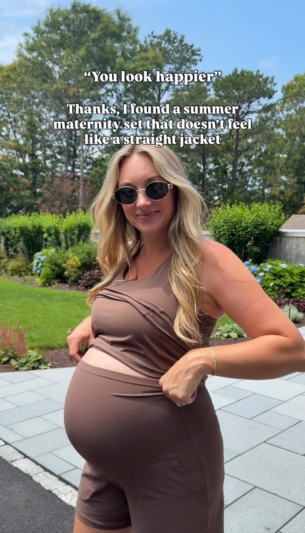 The most perfect maternity set for the bump! So comfortable and true to size 🤎