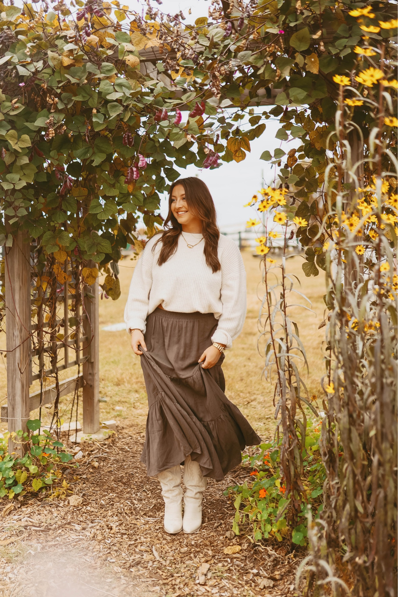 THIS IS THEEEEE OUTFIT OF THE FALL. Y’all I’m obsessed… I’ve never been a long skirt girly until now… I’m wearing a size large in the skirt and medium in the top! THE BOOTS ARE TO DIE FOR. I’ve had them for over a year and they are perfect for every season and super  comfy:) 

#LTKSeasonal #LTKmidsize #LTKbeauty