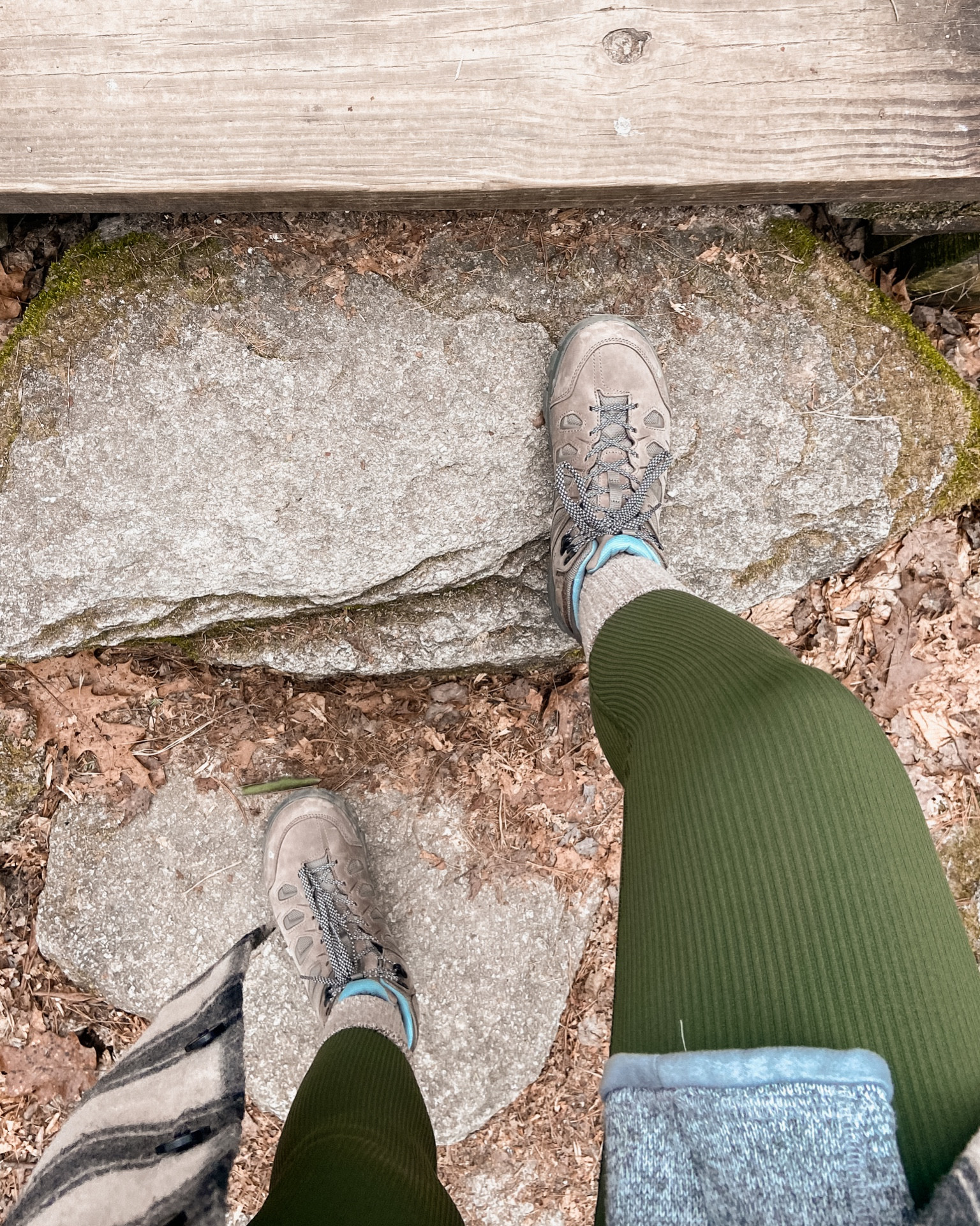 You can finally call me a real hiker now that I got these Oboz!! My very first real pair of hiking boots 🥾⛰️ 
Wearing size 9.5 for the boots (had to size up for enough toe room), and medium in the workout set 💚

#LTKtravel #LTKshoecrush #LTKfit