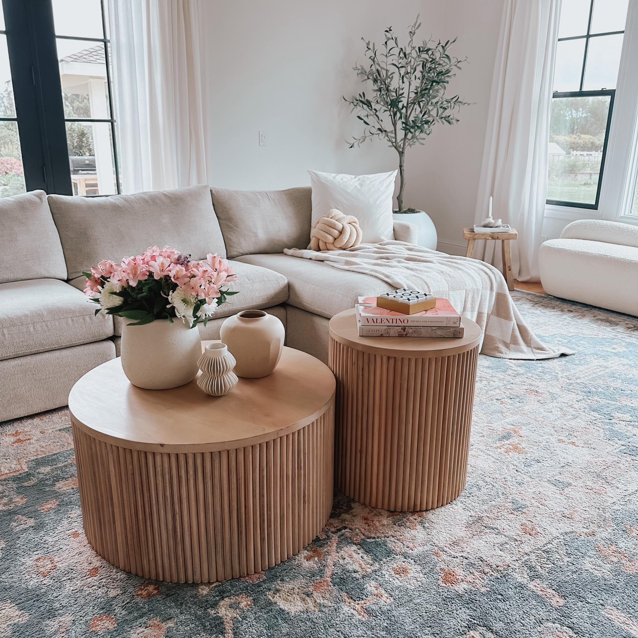 Living room decor inspo 

#LTKhome #LTKSpringSale