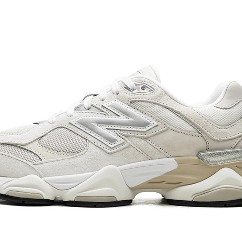 9060 "Sea Salt / Moonbeam" | Stadium Goods KR