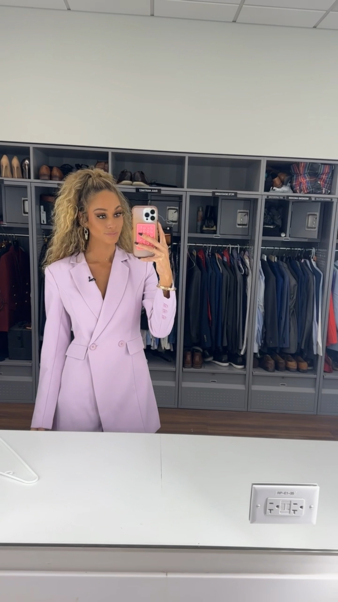 Suit but make it a romper 😮‍💨

#LTKStyleTip #LTKWorkwear #LTKBeauty