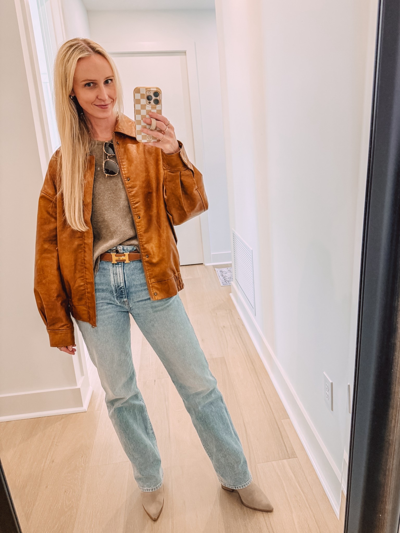 Cold weather casual look 

Jeans cashmere leather jacket 

#LTKdayinmylife #LTKootd #LTKSaleAlert