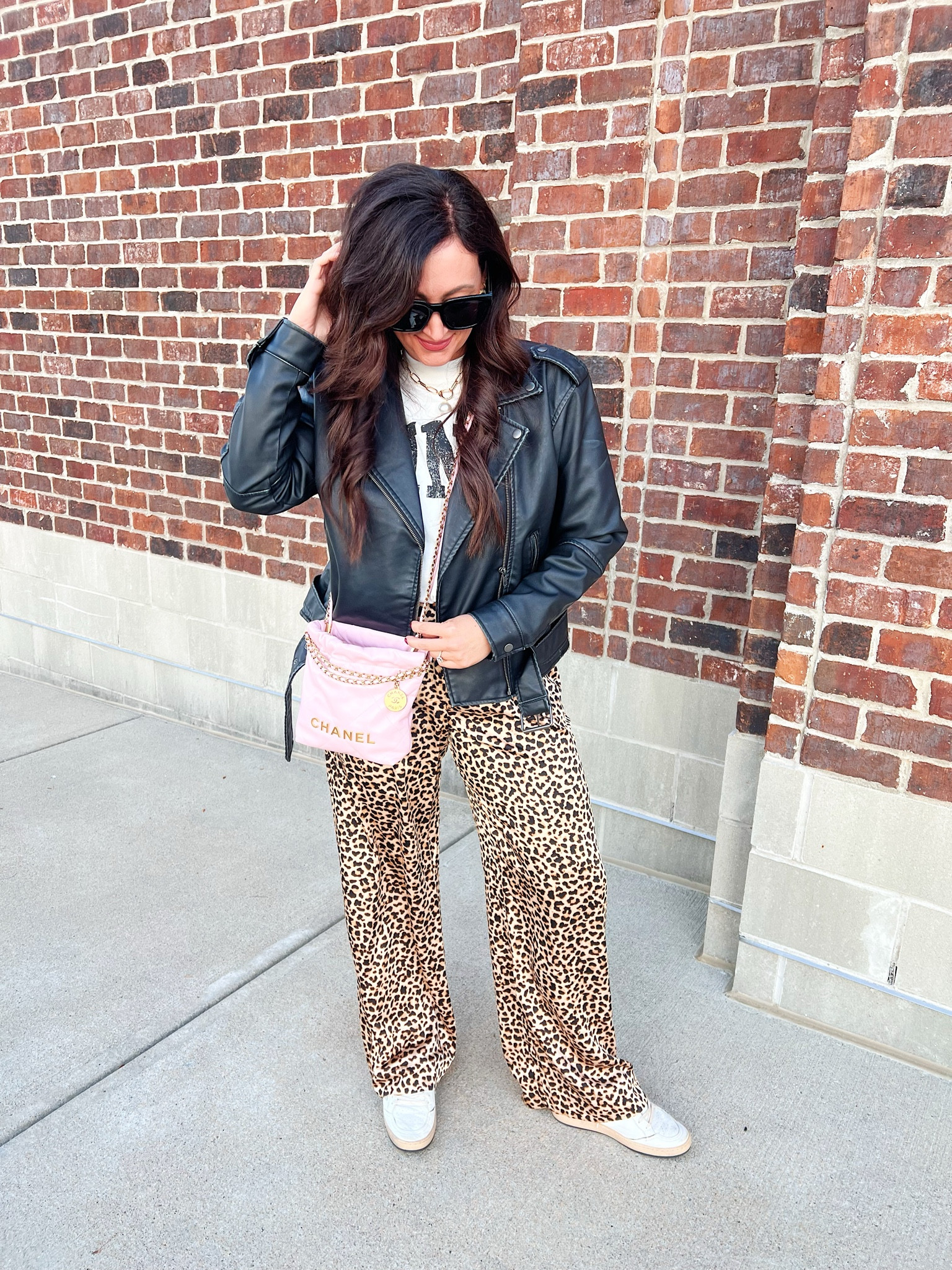 • small jacket 
• large tee
• medium pants 

#LTKStyleTip #LTKSeasonal #LTKFindsUnder50