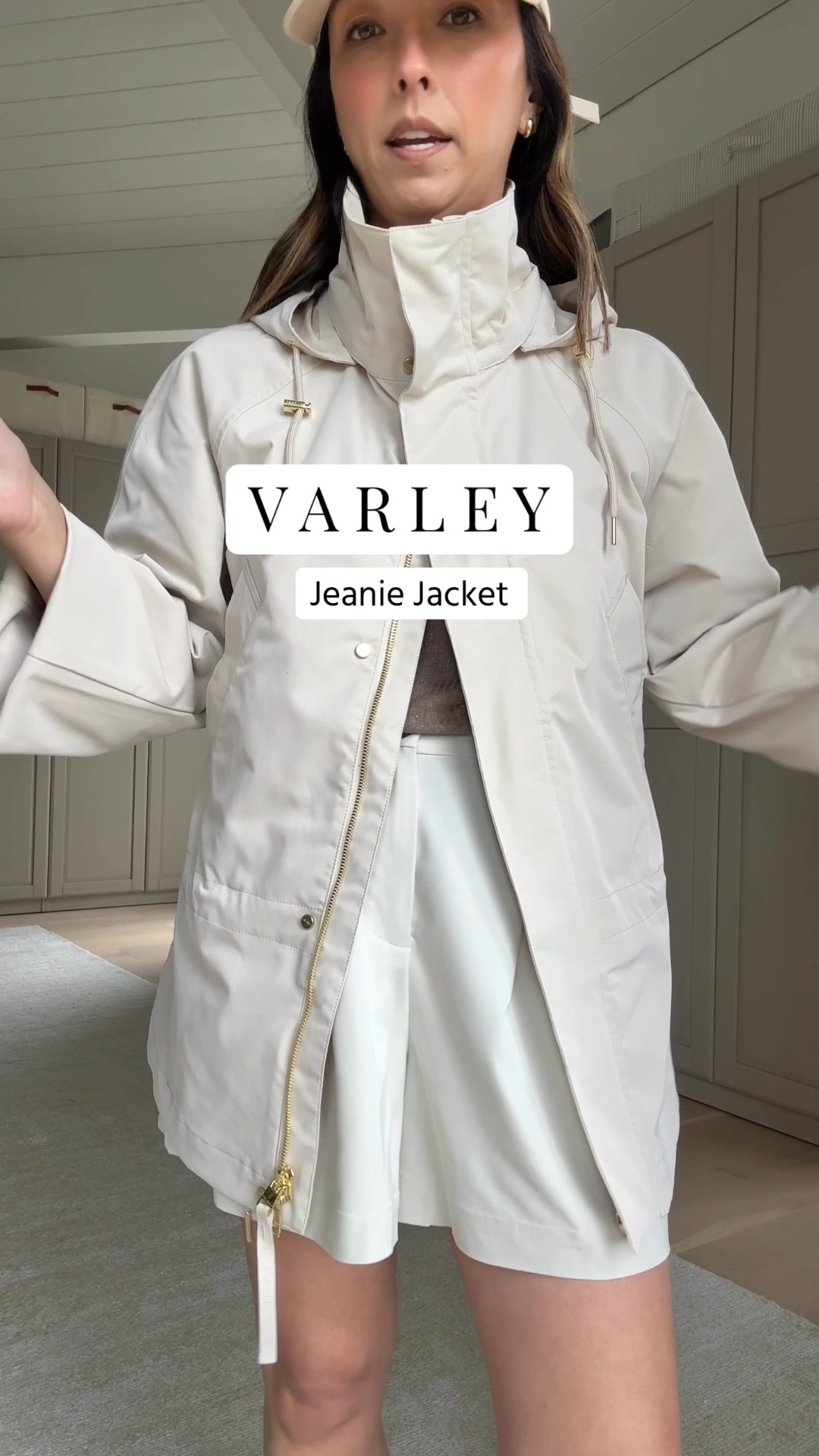 This jacket from Varley is so good! Love the high collar and double zipper. 

Jeanie jacket xxs 
Katrina fitted tee medium 
Woven shorts xs 
Melvin club cap

#LTKPetite