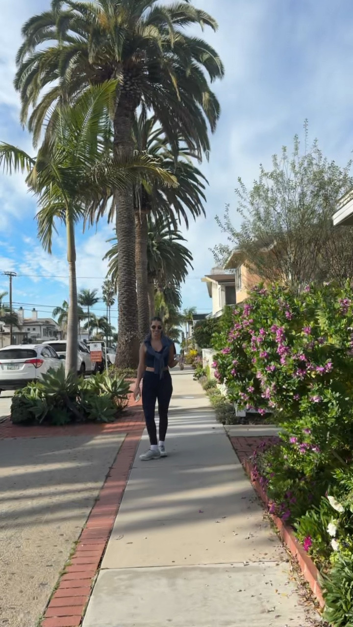Morning walk fit! 👟 

#LTKmorningroutine #LTKSpringSale #LTKootd