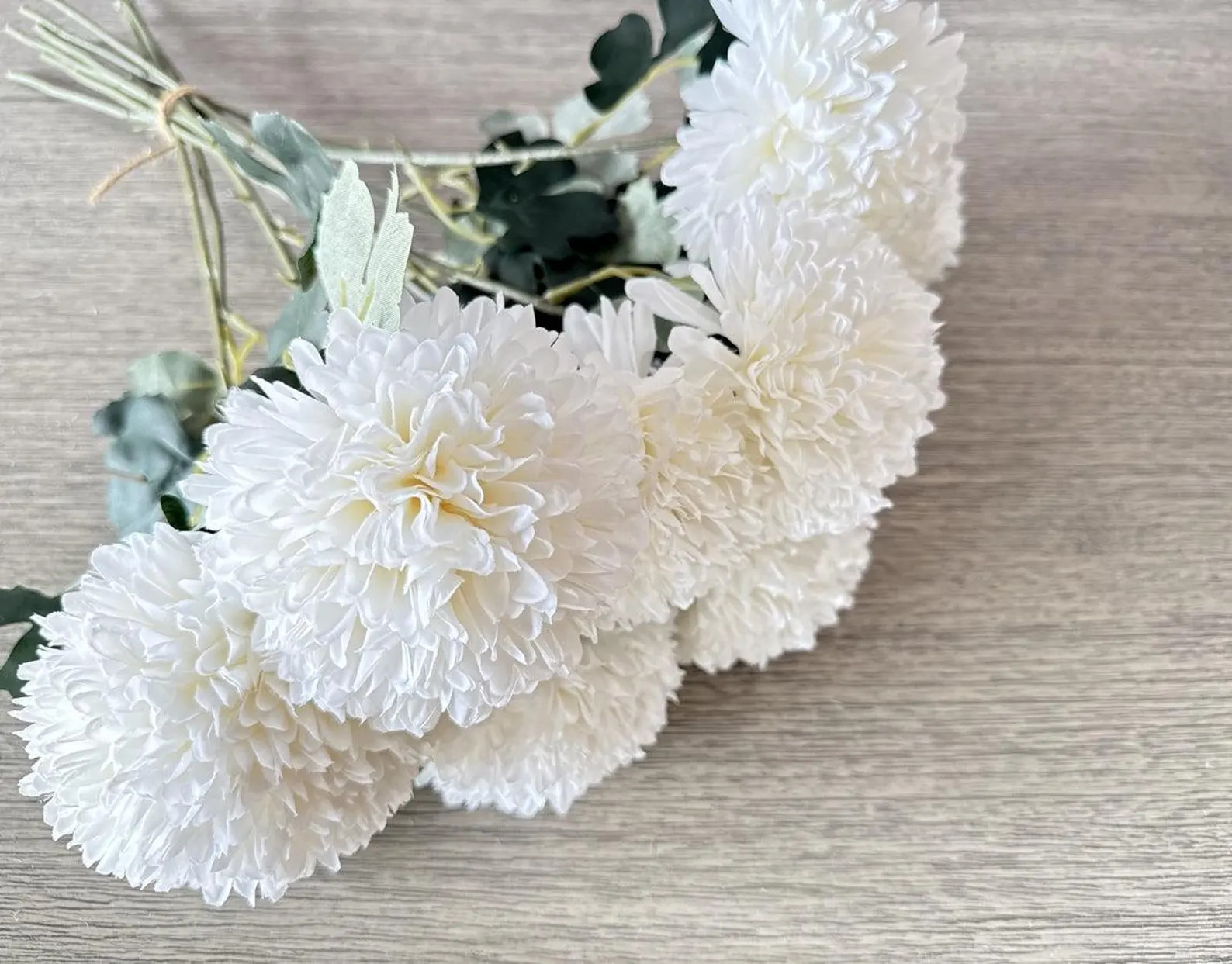 Large Faux Kiku Flower - White (10 Stems) | Artificial Flowers for Home Decor and Styling | Etsy (DACH)