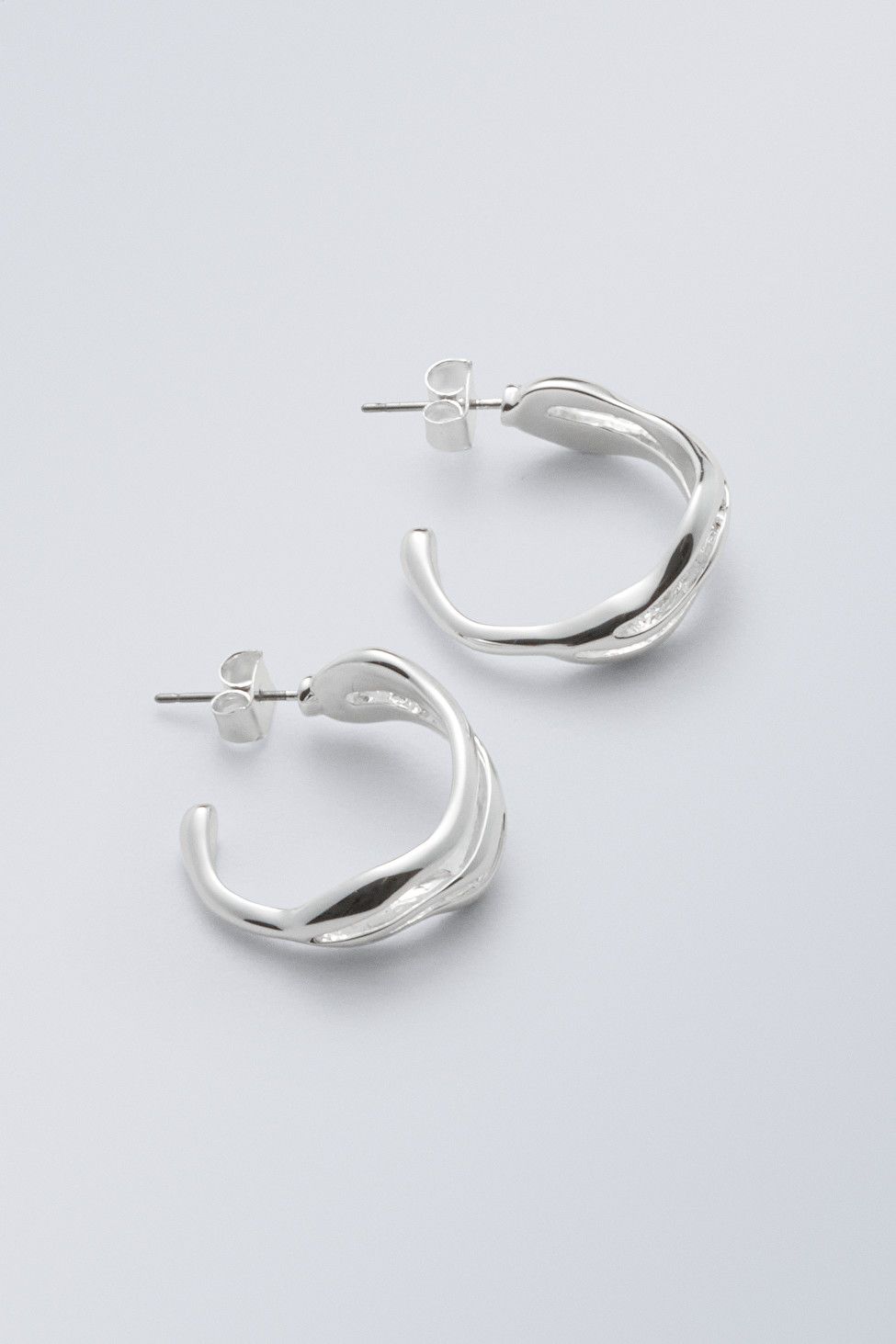 Lexi Hoop Earrings - Silver - Weekday GB | Weekday