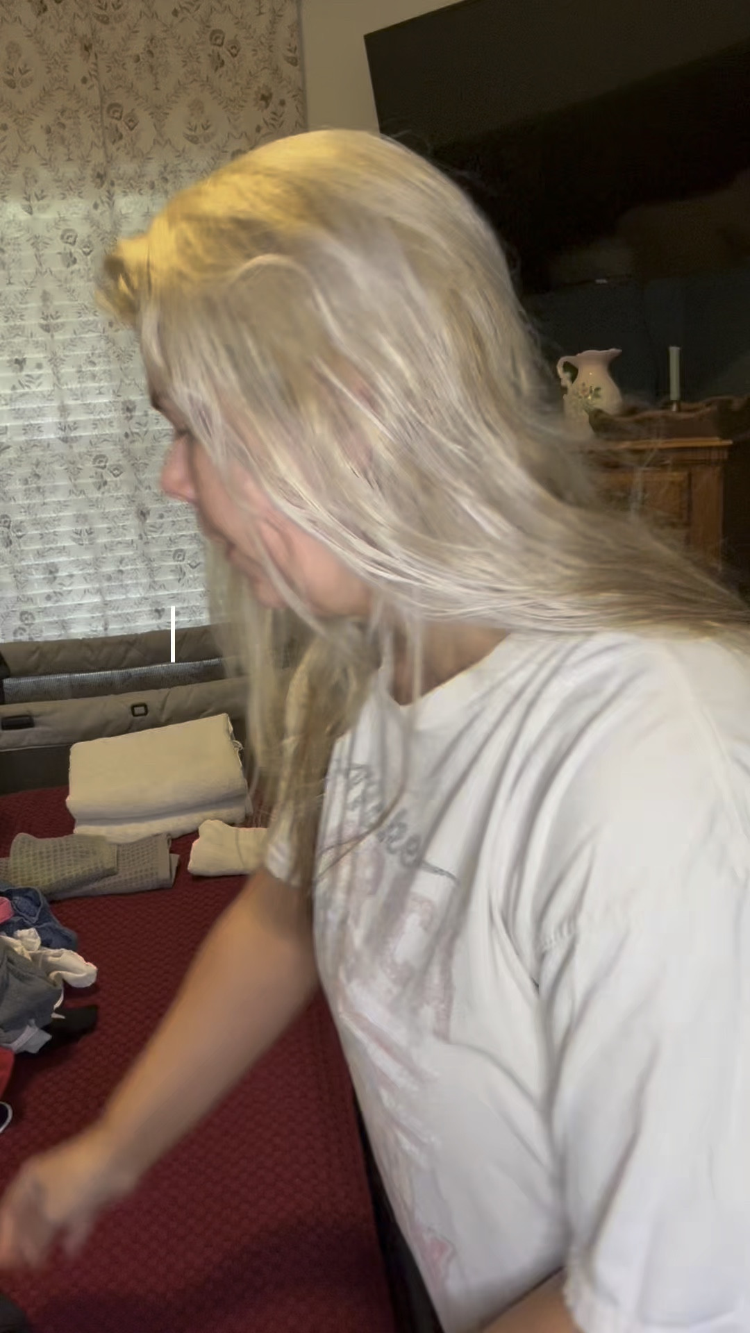 Fold laundry with me while I run my mouth about my day 

#LTKHome #LTKFamily
