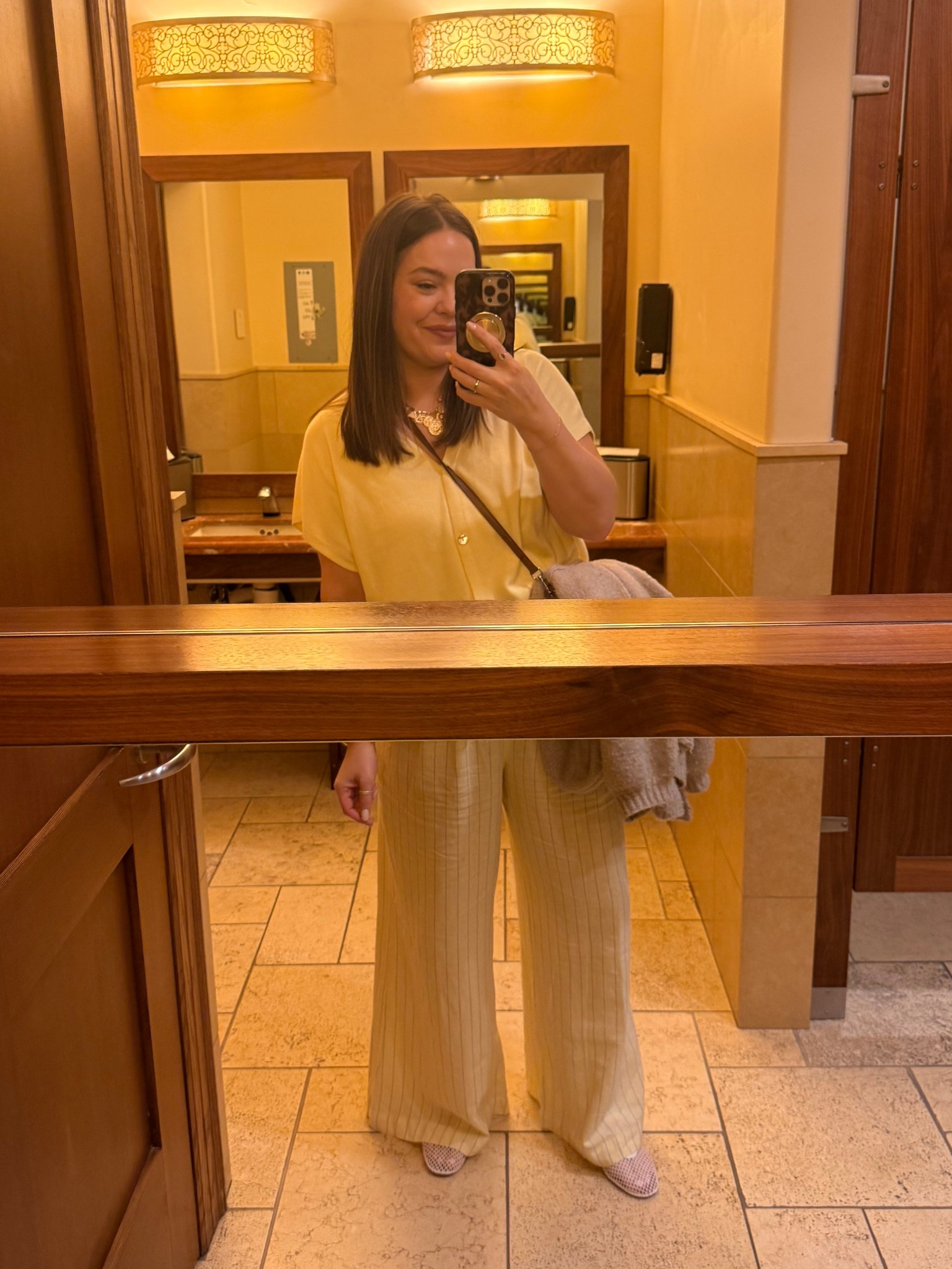 Wine tasting in napa kinda outfit / size medium in pants and large in top 

#LTKSpringSale #LTKMidsize