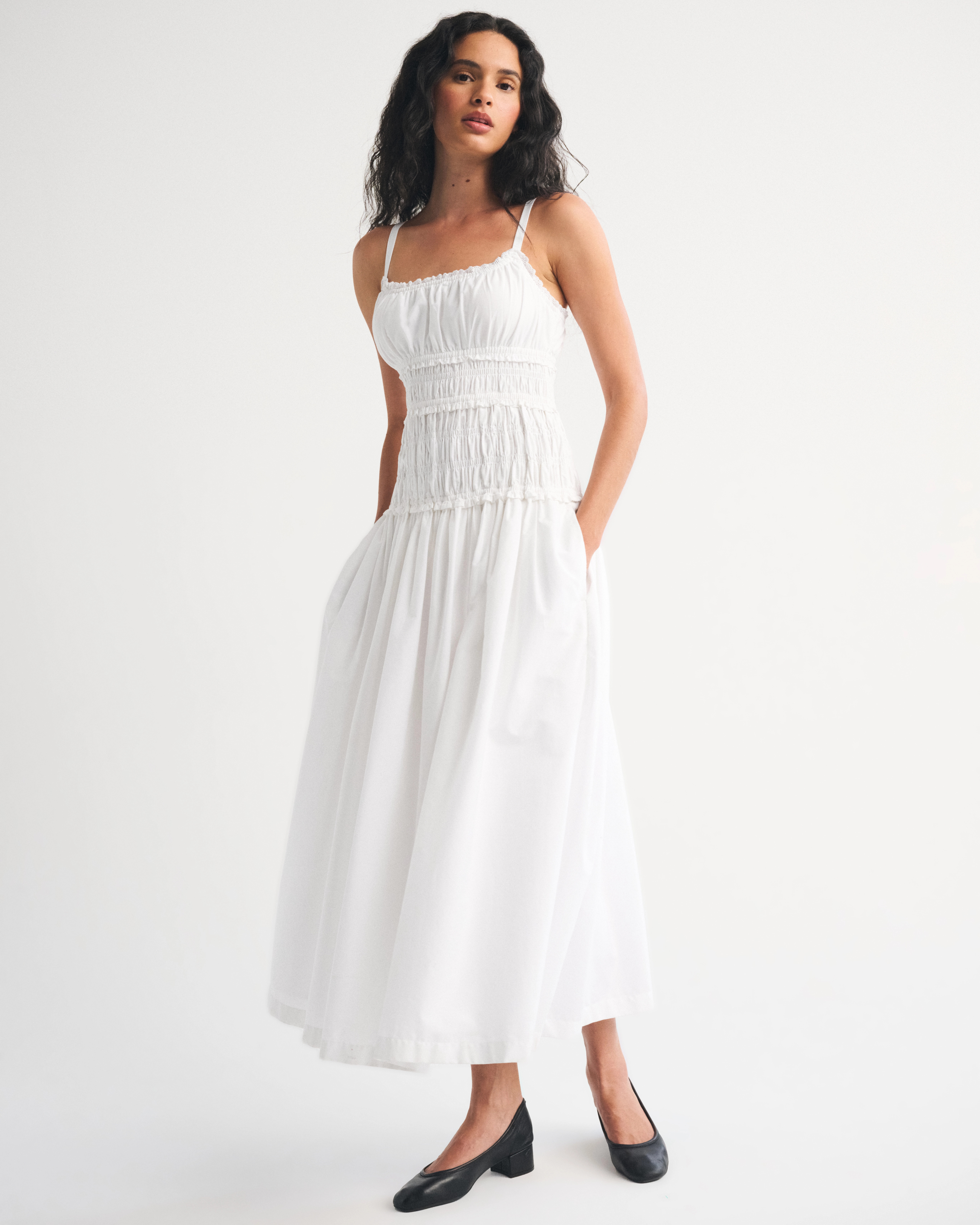 Bra-Free Smocked Drop-Waist Maxi Dress | Abercrombie & Fitch (UK)