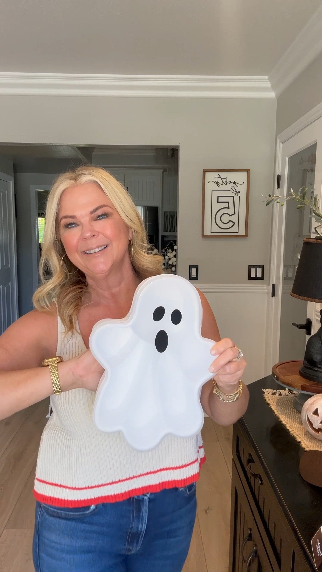 The ghost gifting container is BACK! Grab one while you can. Fun to fill with treats, snacks or small gifts. Stay tuned to see how I gift it🖤👻🖤👻

#LTKSeasonal #LTKstorytime #LTKHome