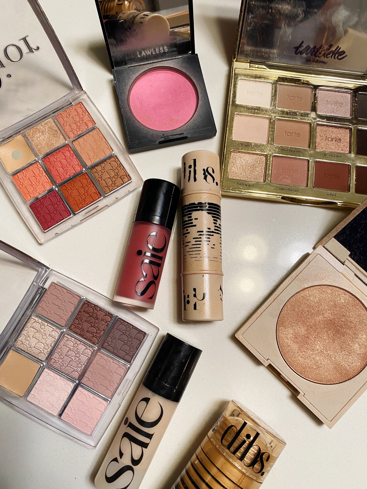 eye makeup 



dibs beauty, lawless blush, dior eyeshadow, tarte eyeshadow, glowy makeup, saie blush, stocking stuffers for her 

sephora sale, sephora savings event

#LTKunder50 

#LTKGiftGuide #LTKbeauty #LTKtravel