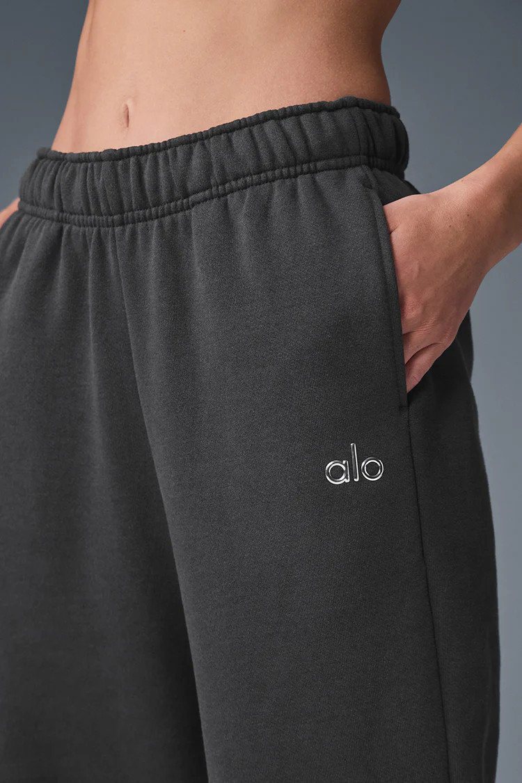 Accolade Sweatpant - Navy | Alo Yoga (US)