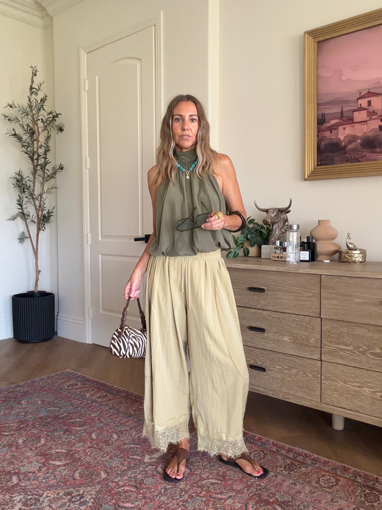 Todays outfit
H&M top
Size xs
Amazon pants on deal size xs

#LTKootd #LTKdayinmylife #LTKSaleAlert