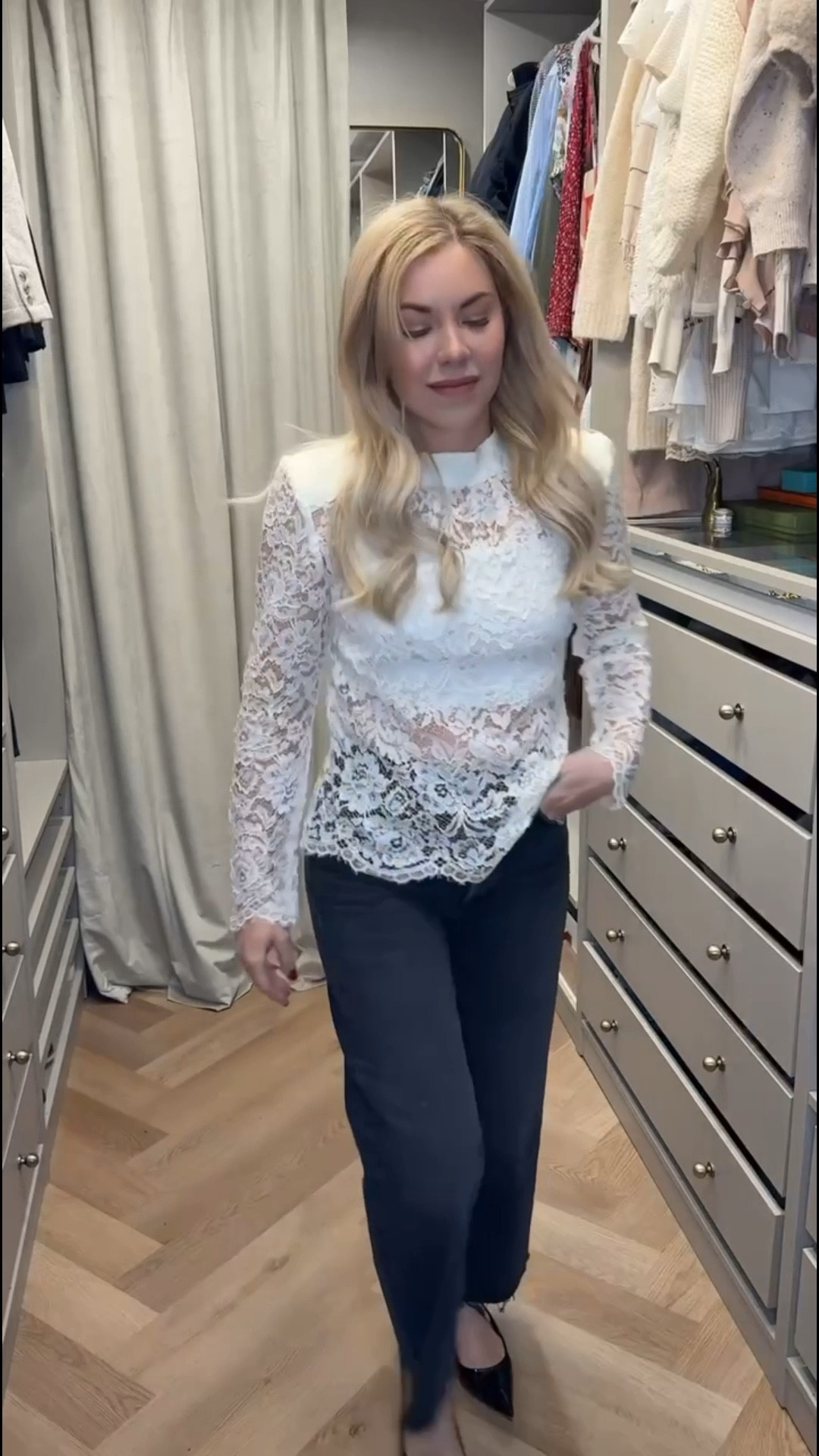 Lace top
Black jeans 
Wide leg cropped jeans 
Kitten heel 

#LTKSeasonal #LTKgrwm #LTKootd