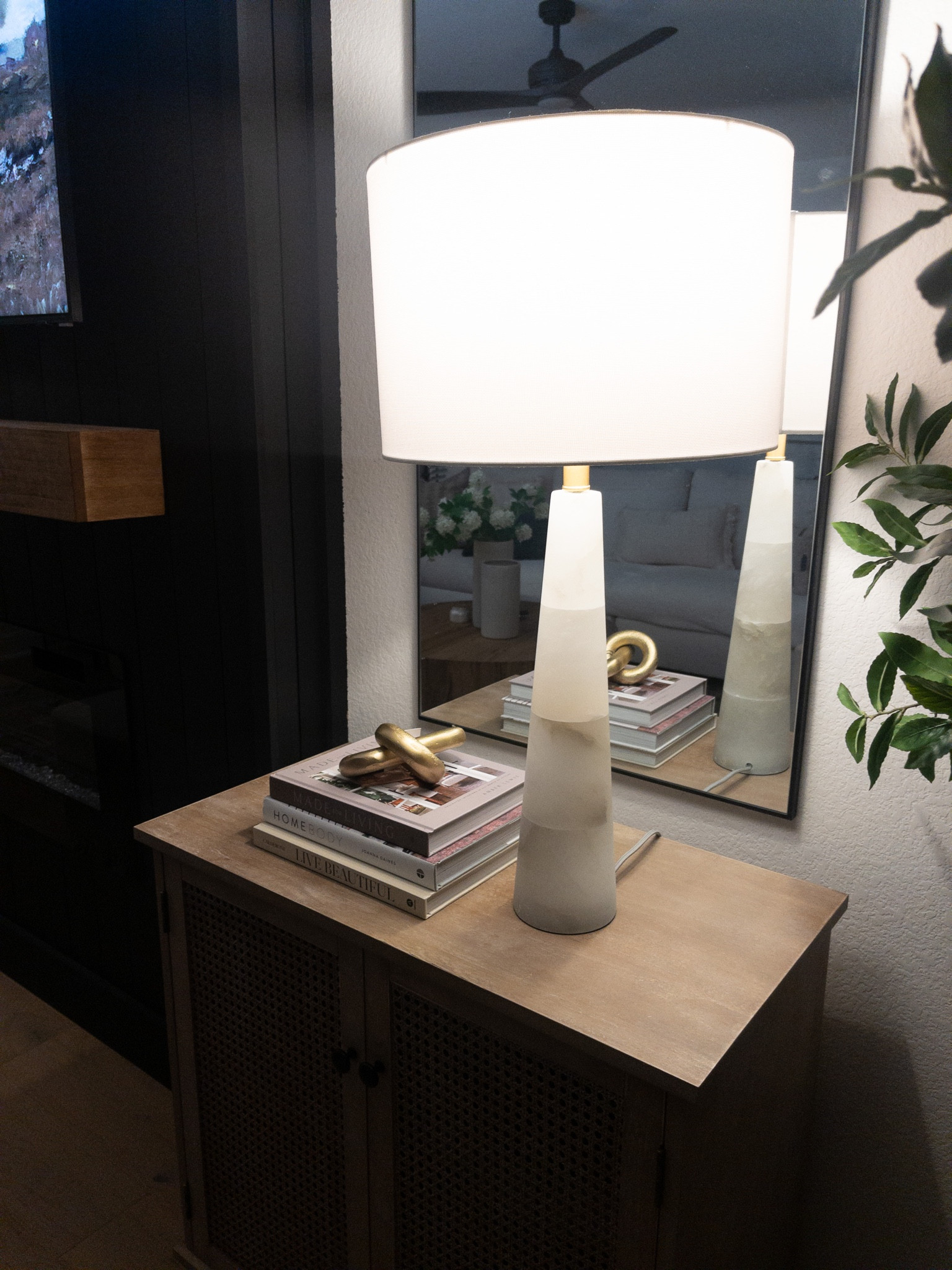 Goodnight :) 

Coffee table decor, table lamp, accent lamp, coffee table books, cabinet mirror 

#LTKhome