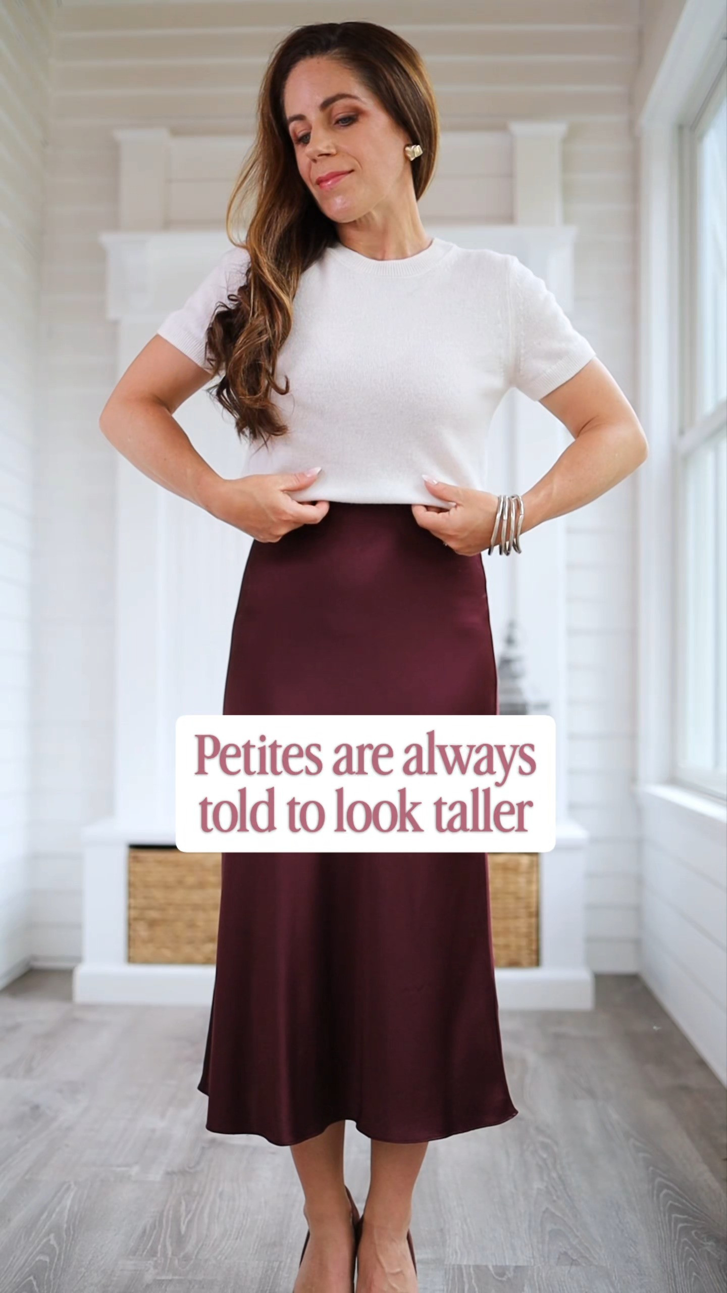 I used to think every outfit had one job: make me look taller.

Now I know better.

The outfits I reach for most aren't the ones that make me look taller—they're the ones that create balanced proportions.

That's why these have become some of my most-worn wardrobe staples:

✨ A washable silk midi skirt that skims instead of clings.

✨ A lightweight cashmere tee that defines the waist without feeling restrictive.

✨ A tailored black dress that creates beautiful structure from work to dinner.

✨ A linen maxi dress (yes, in petite sizing!) that actually works on a 4'11" frame.

✨ White wide-leg denim that fits through the hips before flowing into a relaxed leg.

When you stop chasing height and start dressing for your proportions, getting dressed becomes so much easier.

These are the pieces I reach for again and again because they create clean lines, balanced silhouettes, and an effortlessly polished look.

Featured:
• Quince Washable Silk Midi Skirt
• Quince Mongolian Cashmere Tee
• M.M. LaFleur Bronwyn Button-Up Dress
• Quince Tiered Linen Maxi Dress (Petite)
• Madewell Perfect Vintage Wide Leg Crop Jean

petite fashion | petite wardrobe | timeless style | capsule wardrobe | Quince | M.M. LaFleur | Madewell | petite-friendly clothing | workwear | elegant style | washable silk | cashmere sweater | linen dress | white wide leg jeans 

 #LTKxMadewell #LTKOver40 #LTKPetite