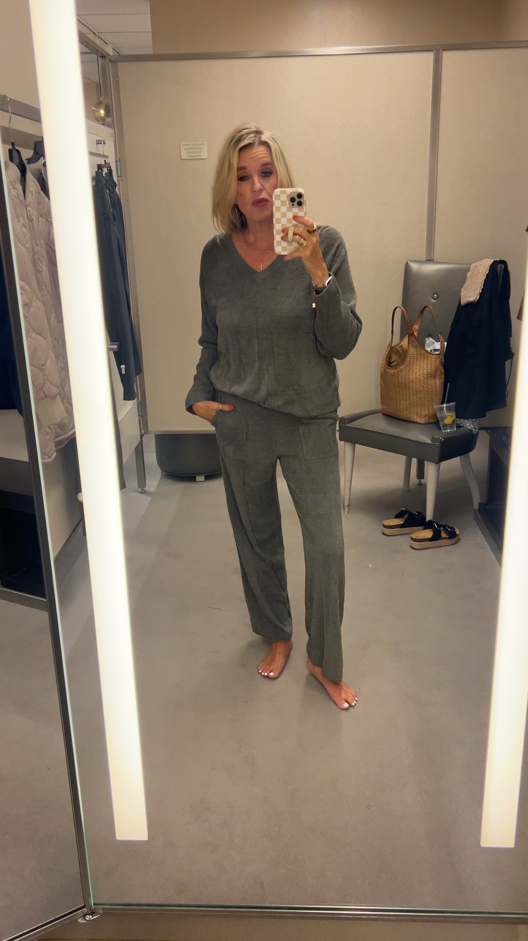 Nordstrom sale

Barefoot dreams lounge set
So good
4 colors, butter soft and so comfy tts 

Great gift idea 


#LTKSummerSales #LTKxNSale #LTKSaleAlert