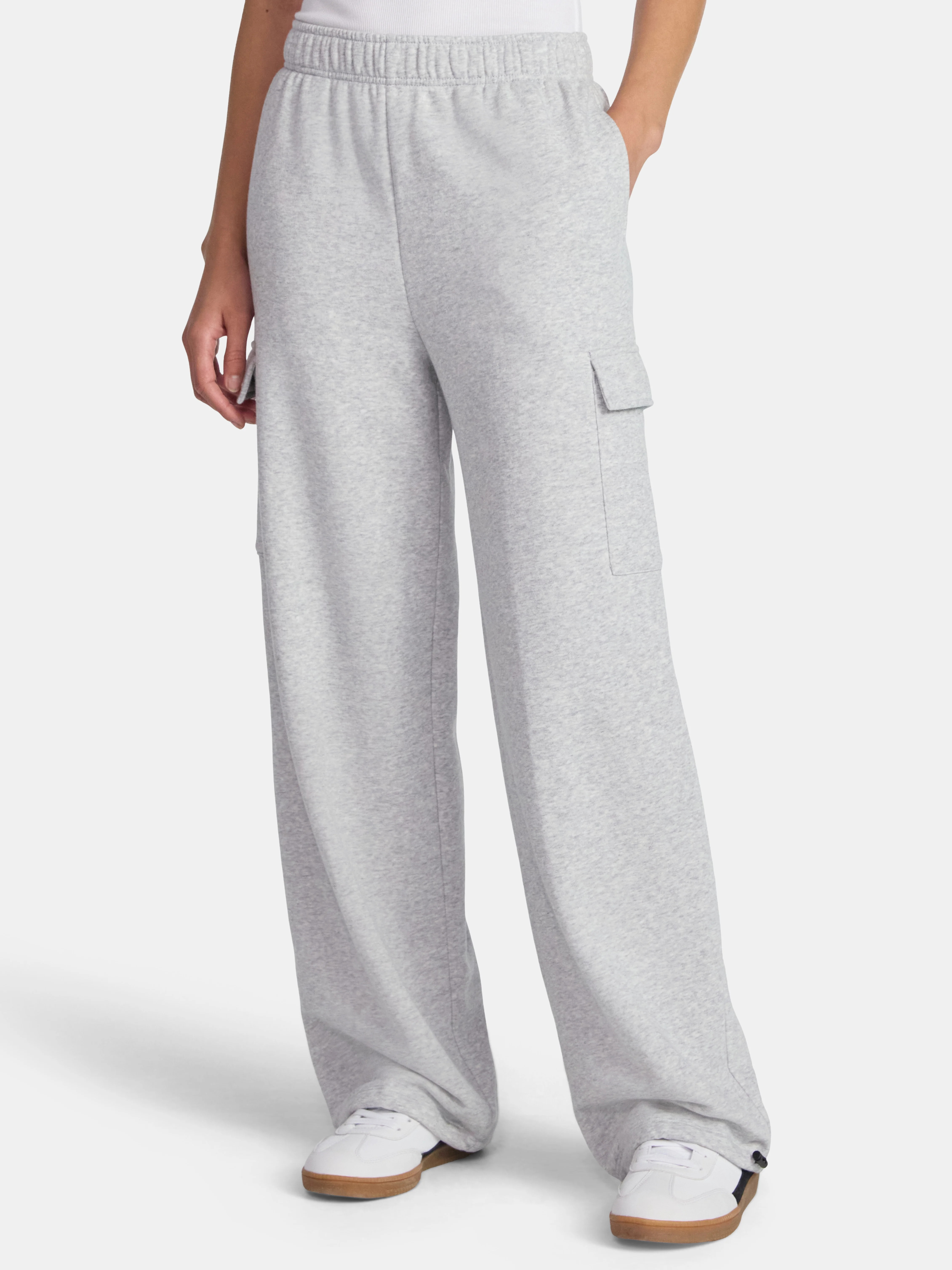 No Boundaries Soft Fleece Cargo Jogger Sweatpants, 29" Inseam, Women’s | Walmart (US)