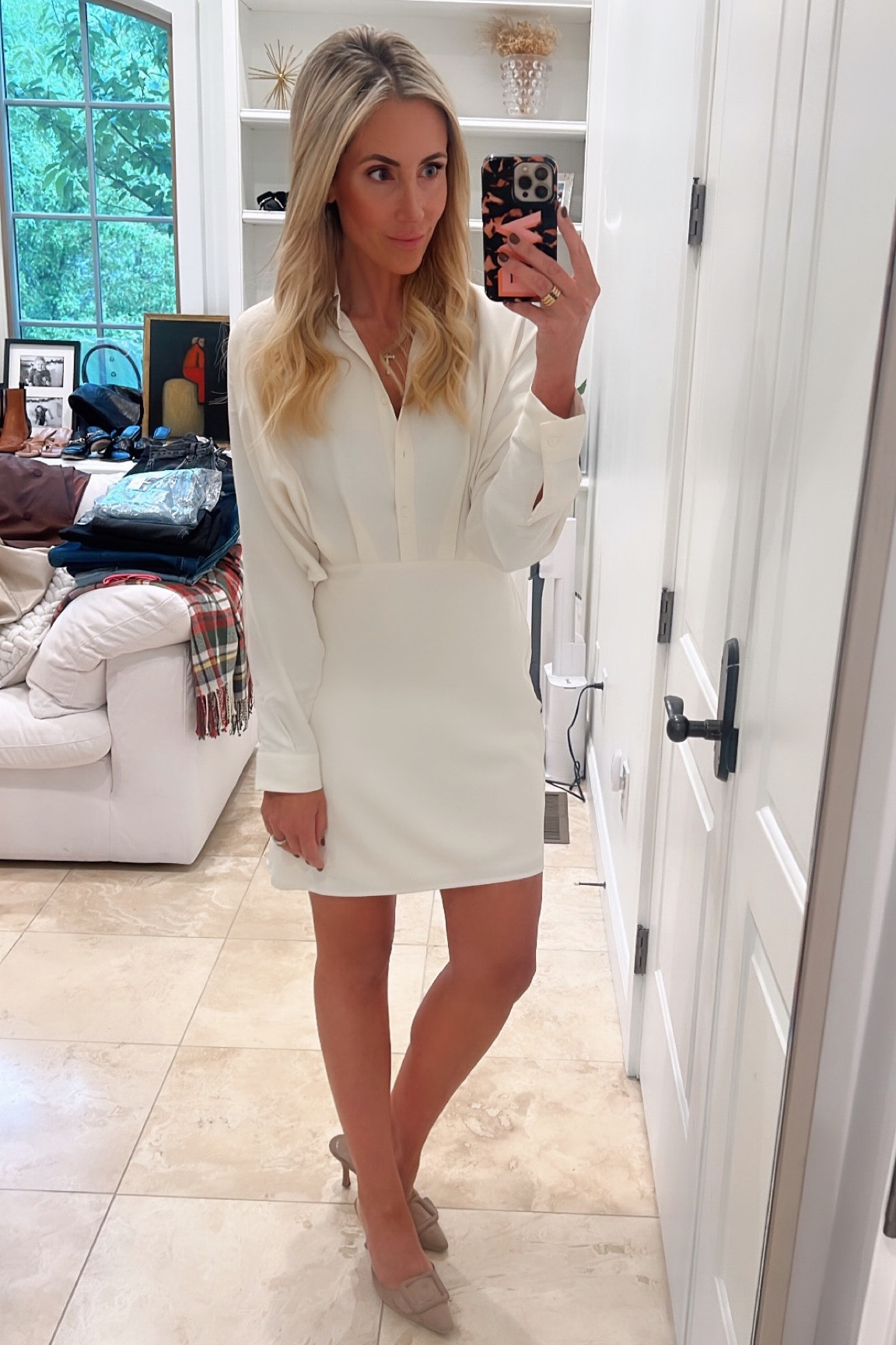 This is the perfect date night dress. It also works for a work dress. Super easy to transition from work to play. Just drop a button 😘 I take the small. It is on sale for under $50. 


Off white collared dress. White date night dress. 

#LTKfindsunder50 #LTKsalealert #LTKworkwear