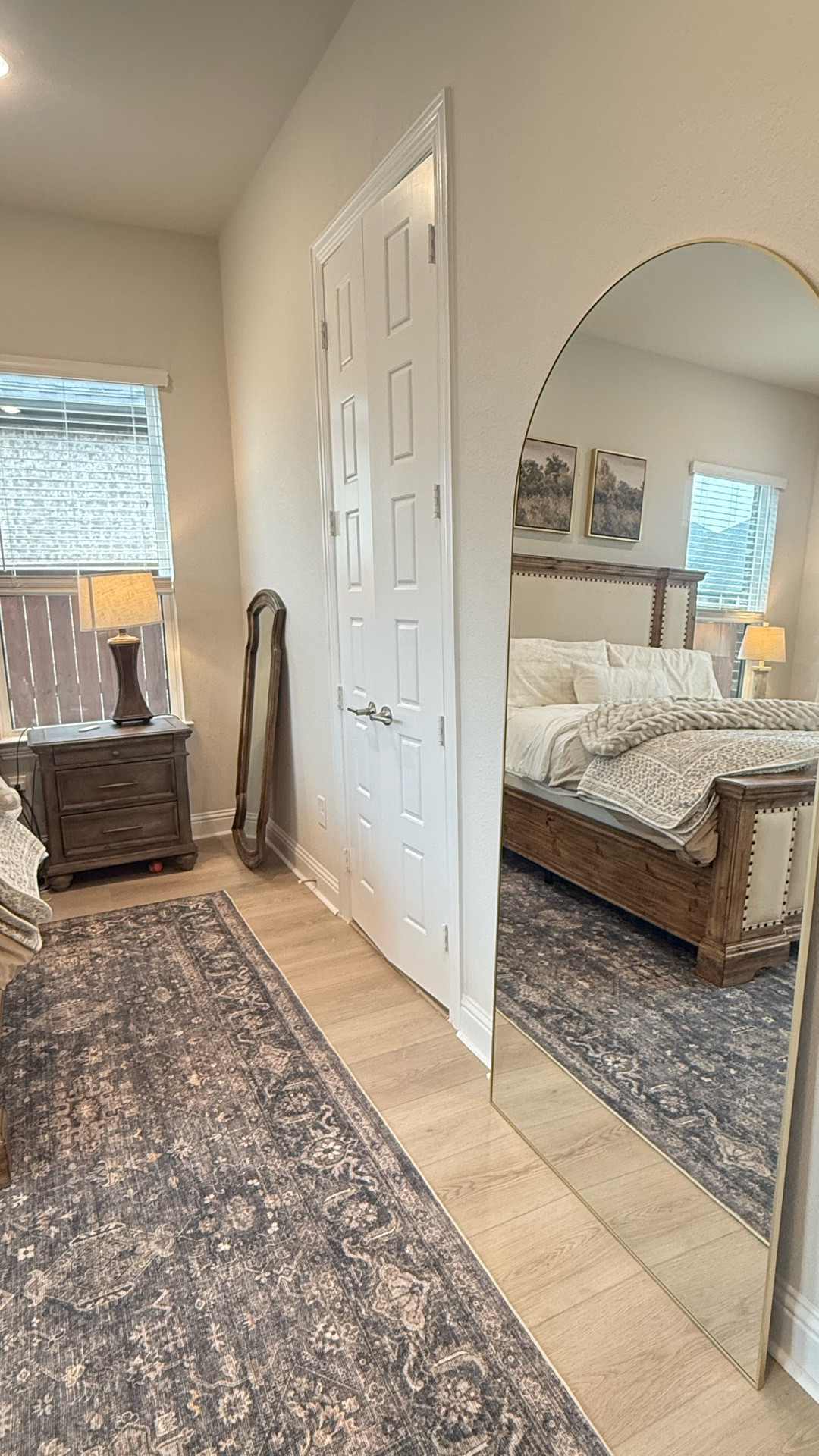 The best and most affordable large gold arch mirror 
76”L x 34”W
On SALE! 


#LTKSaleAlert #LTKdayinmylife #LTKHome