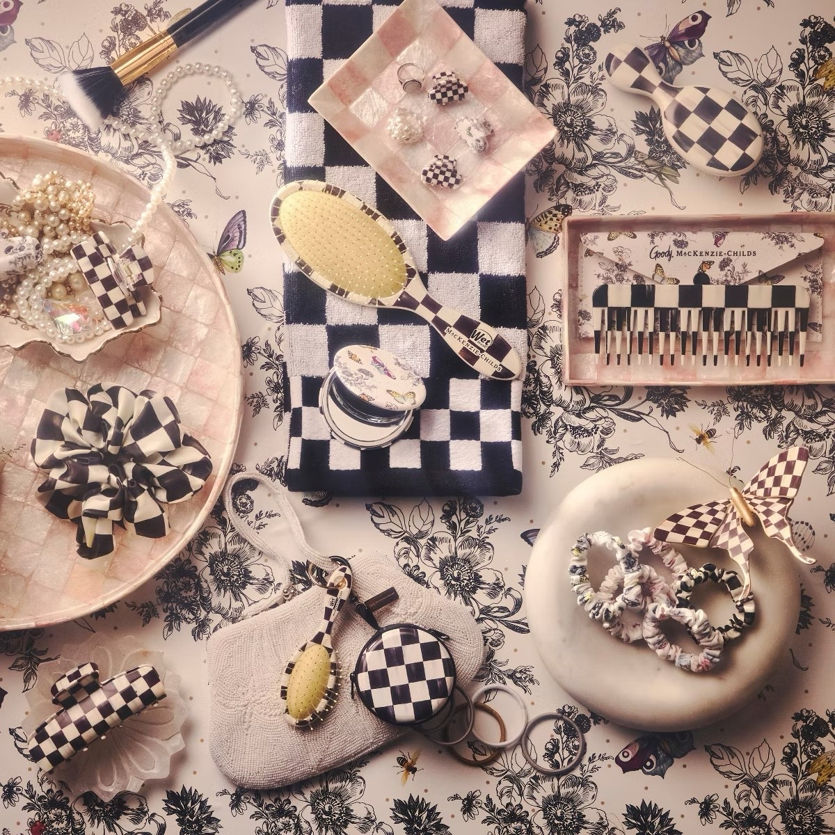 💕 The cutest hair accessory collab ever 💕 Goody x Mackenzie-Childs with gingham, florals, and the sweetest keychain detangler for on-the-go touch-ups #goody x mackenziechilds
#mackenziechilds
#goodyhairaccessories

#LTKMothersDay #LTKBeauty #LTKmomlife