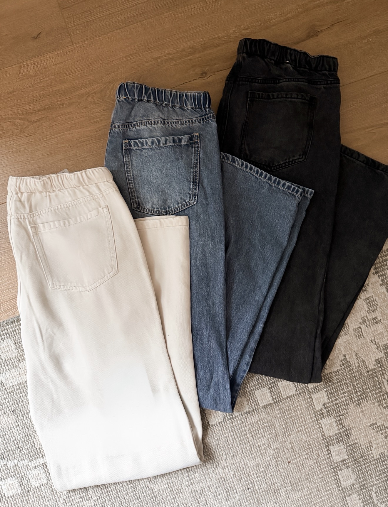 The coziest “denim” sweatpants! So cozy and come in so many colors plus cropped styles! 40% off with code "VIPONLY”

#LTKTall #LTKSaleAlert #LTKSeasonal